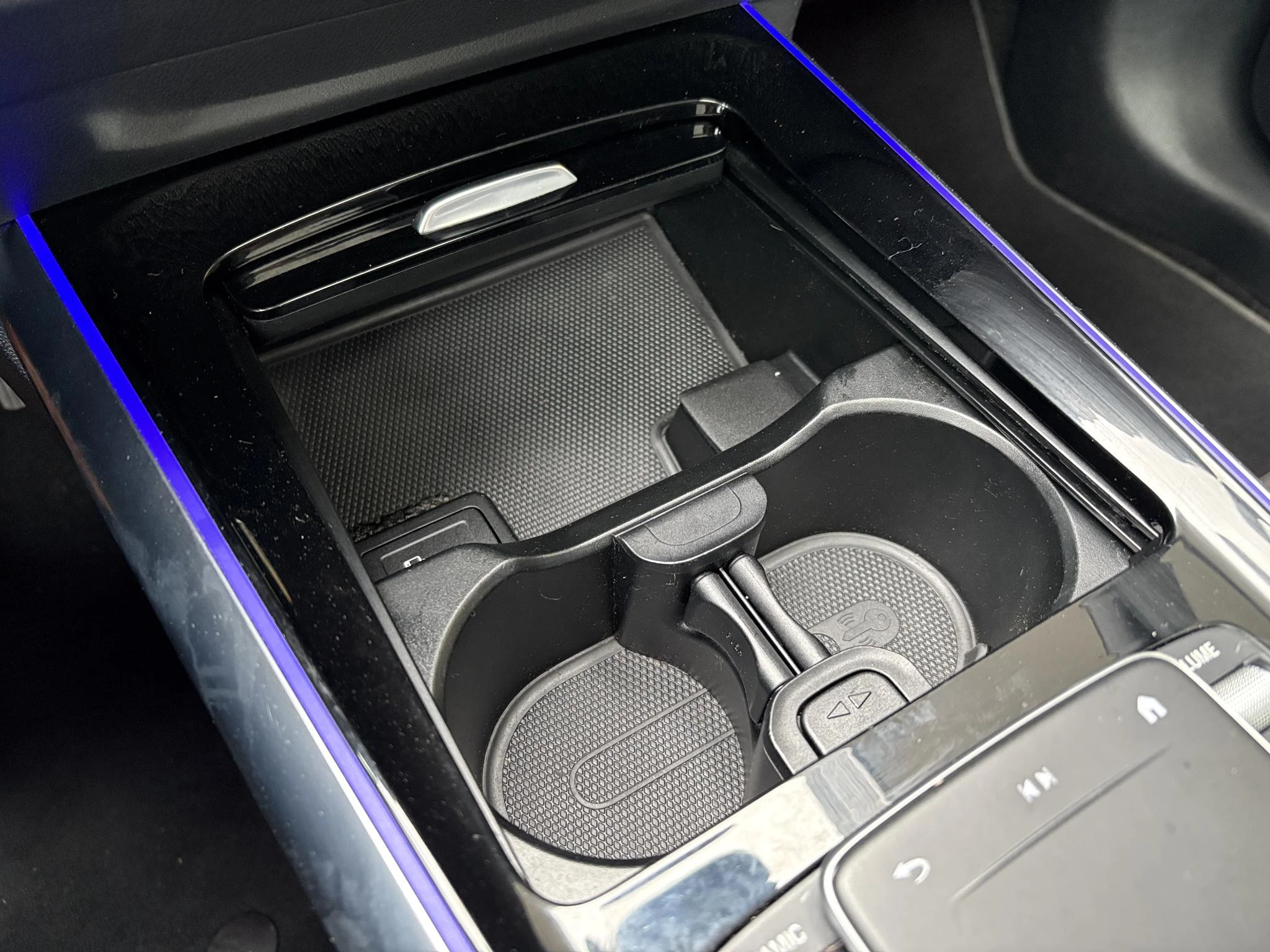 Hoofdafbeelding Mercedes-Benz EQA