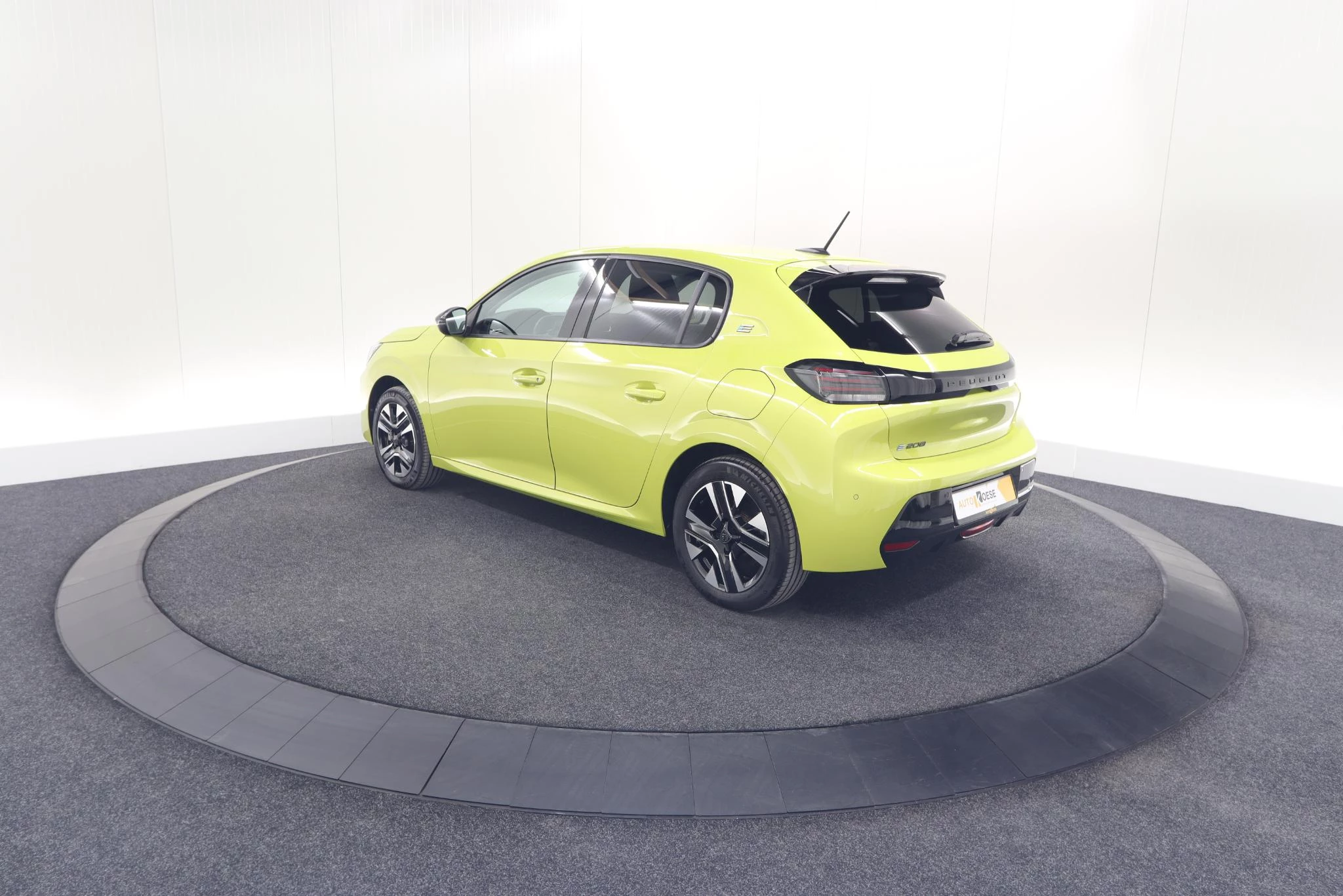 Hoofdafbeelding Peugeot e-208