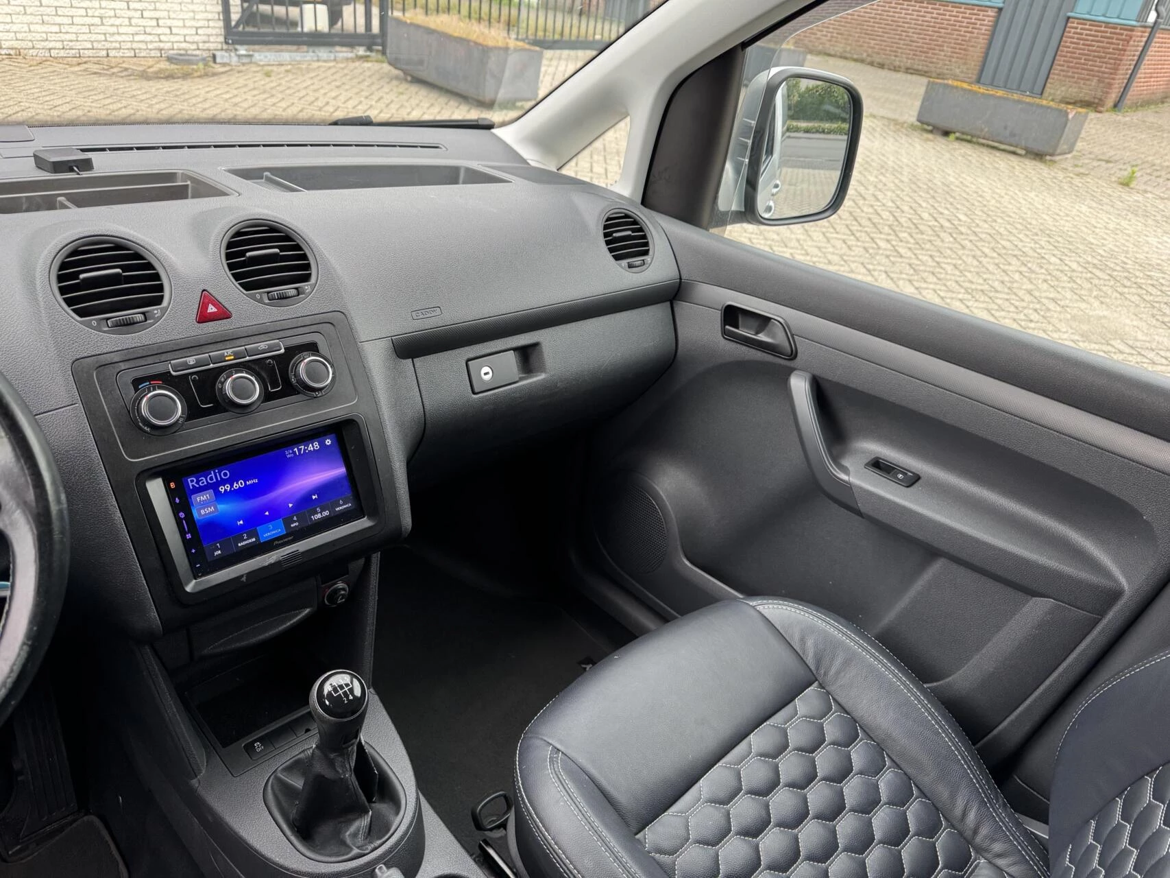 Hoofdafbeelding Volkswagen Caddy
