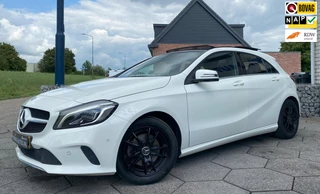 Mercedes-Benz A-klasse 180 Ambition Automaat/ Pano/ PDC/ NAP