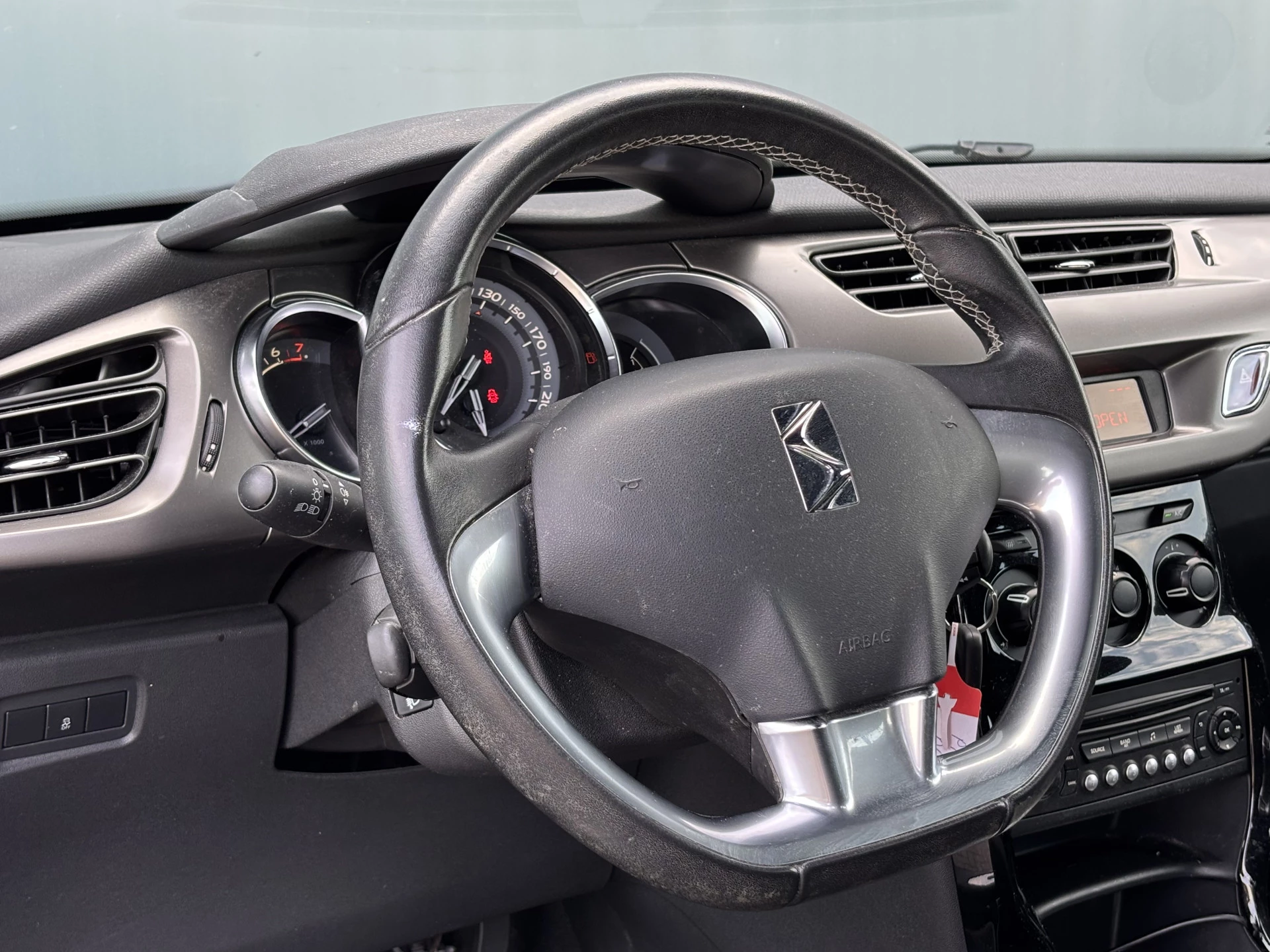 Hoofdafbeelding DS DS 3