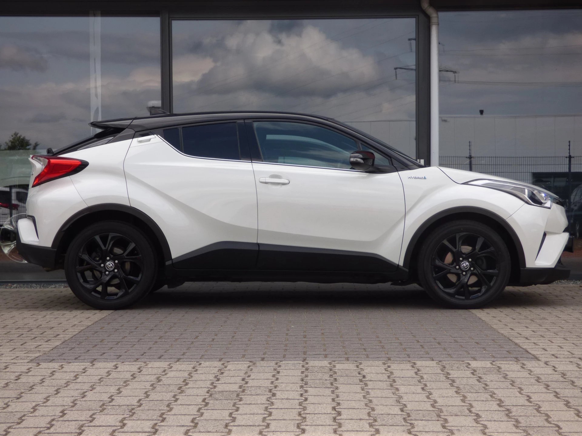 Hoofdafbeelding Toyota C-HR