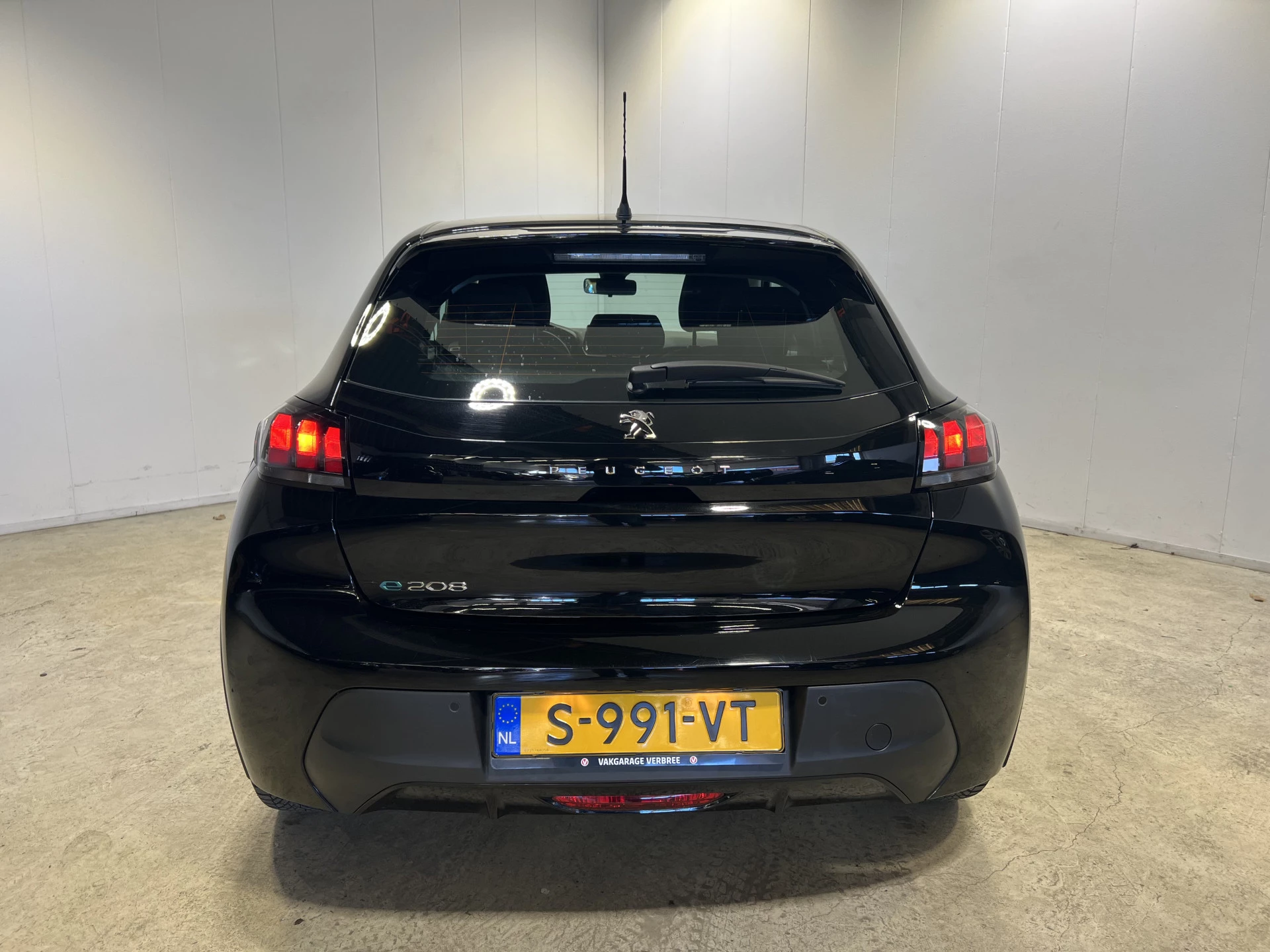 Hoofdafbeelding Peugeot e-208