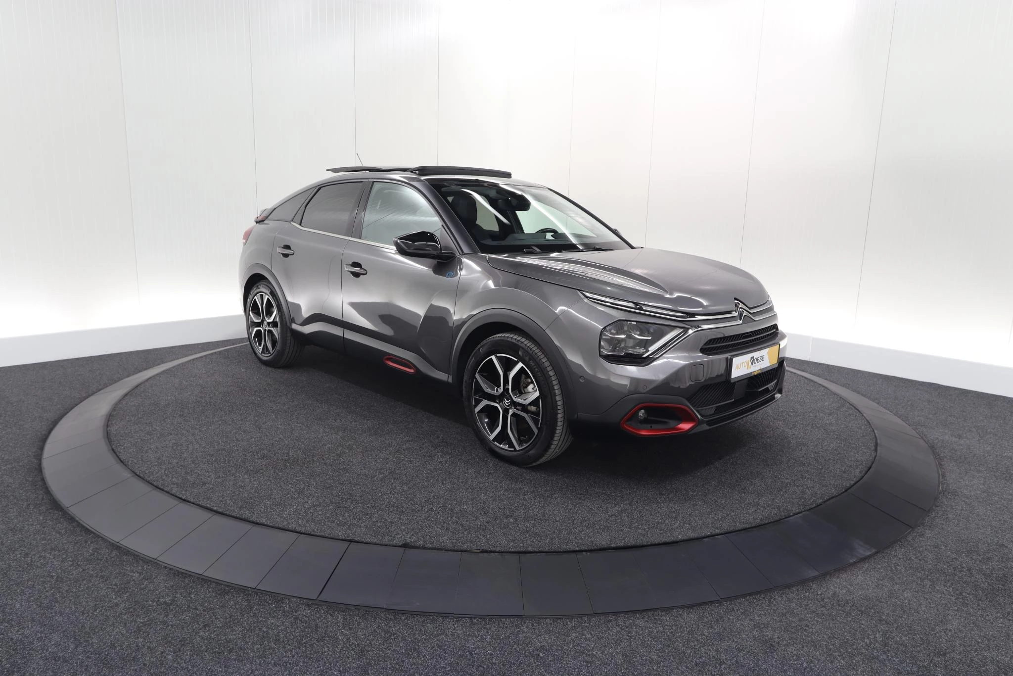 Hoofdafbeelding Citroën ë-C4