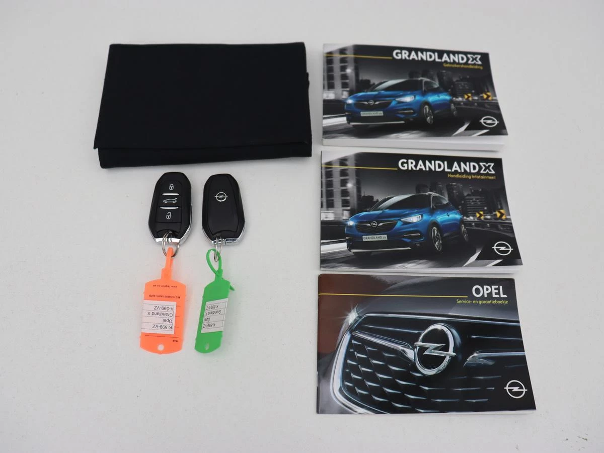Hoofdafbeelding Opel Grandland X