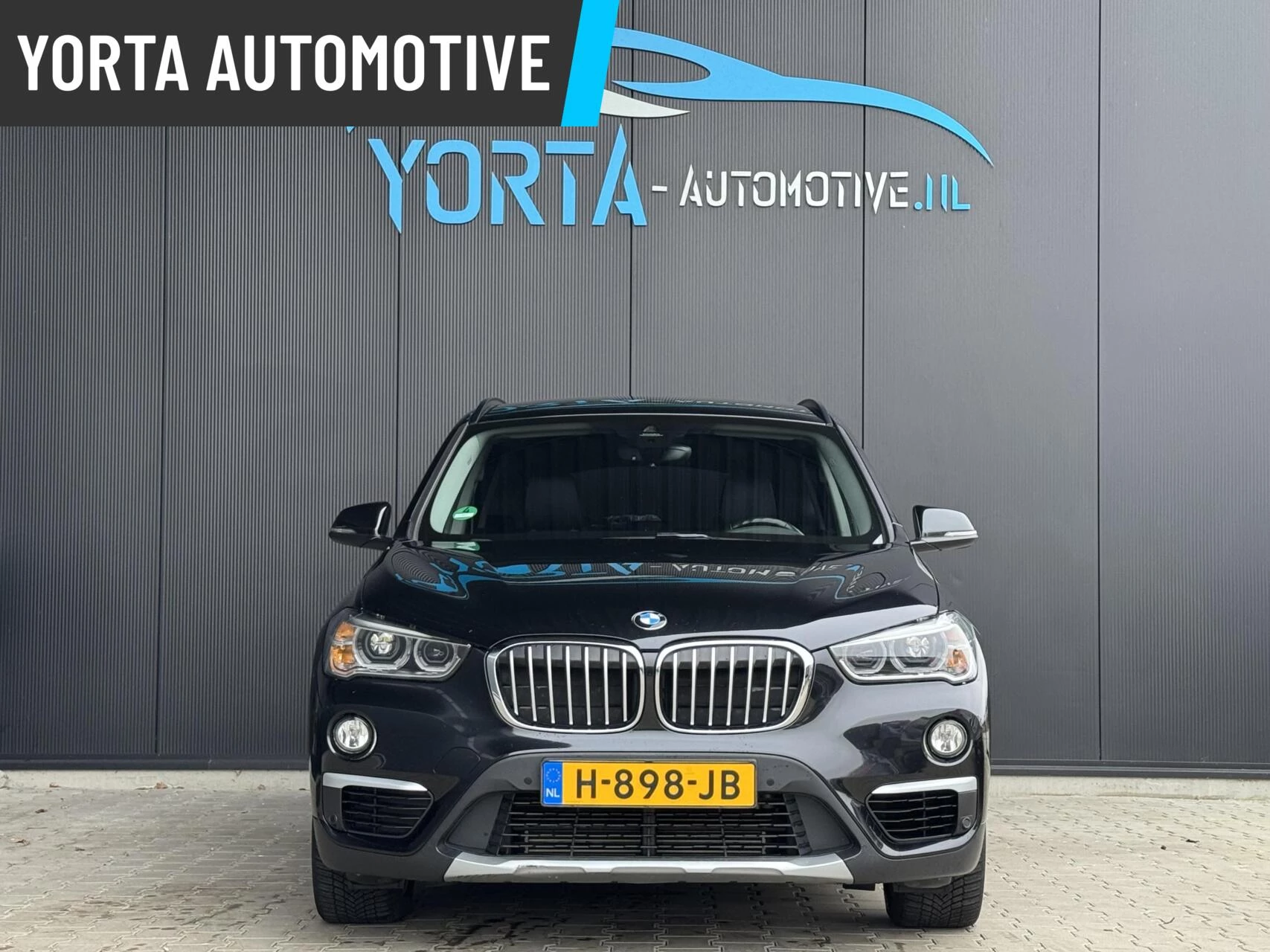 Hoofdafbeelding BMW X1