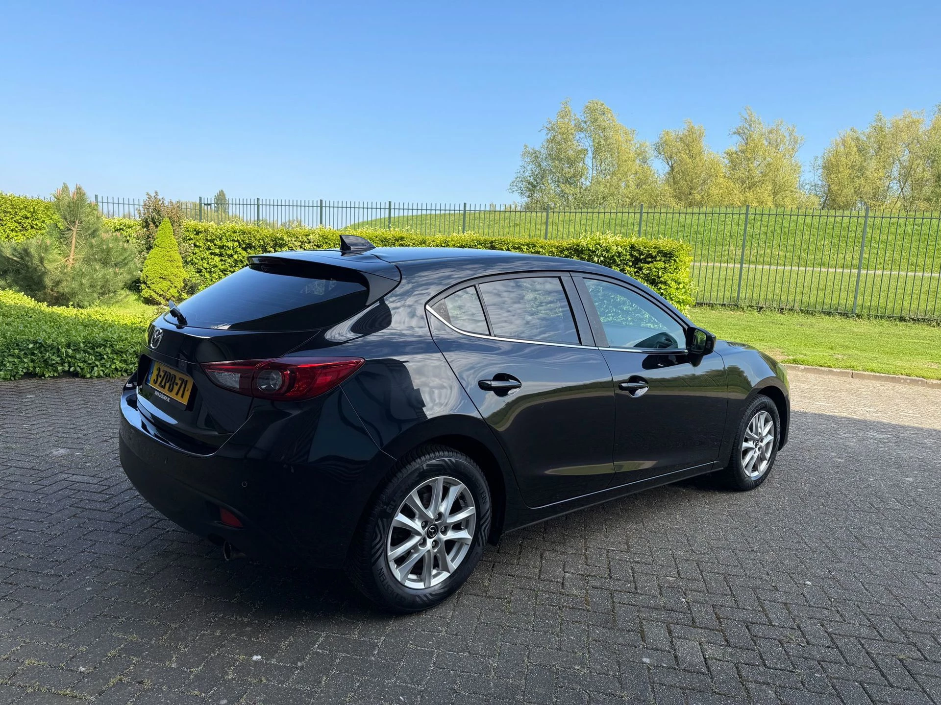 Hoofdafbeelding Mazda 3