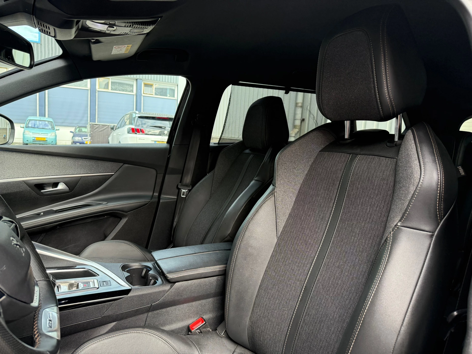 Hoofdafbeelding Peugeot 5008