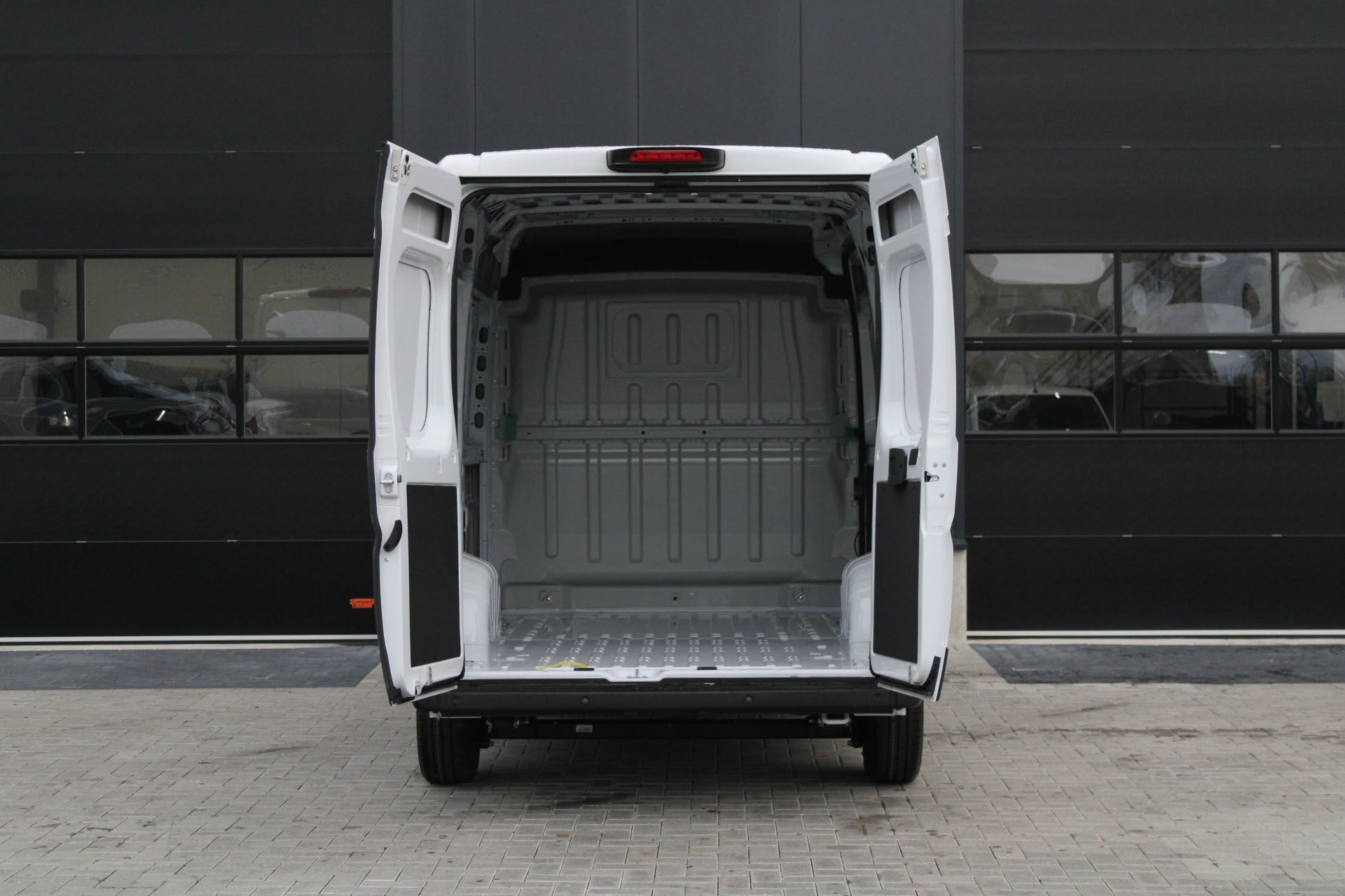 Hoofdafbeelding Opel Movano