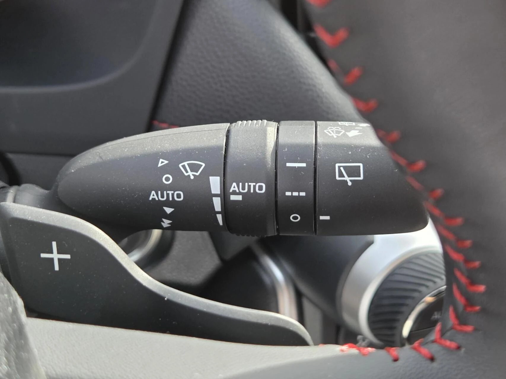 Hoofdafbeelding Suzuki Across