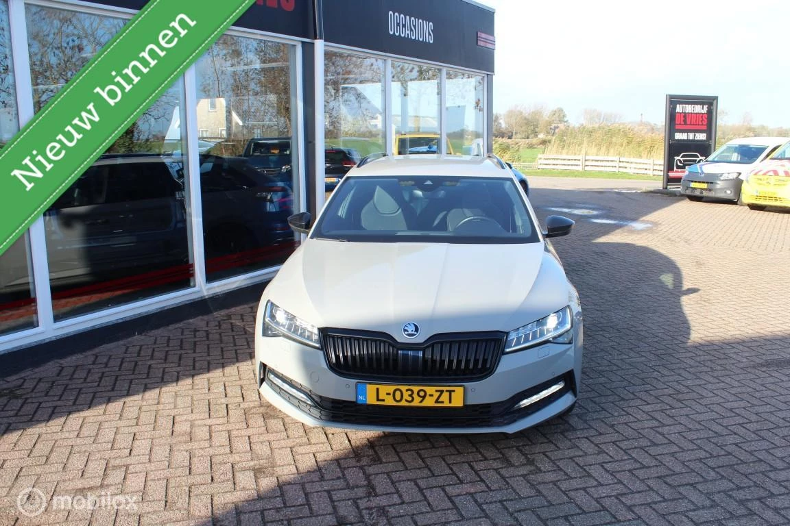 Hoofdafbeelding Škoda Superb