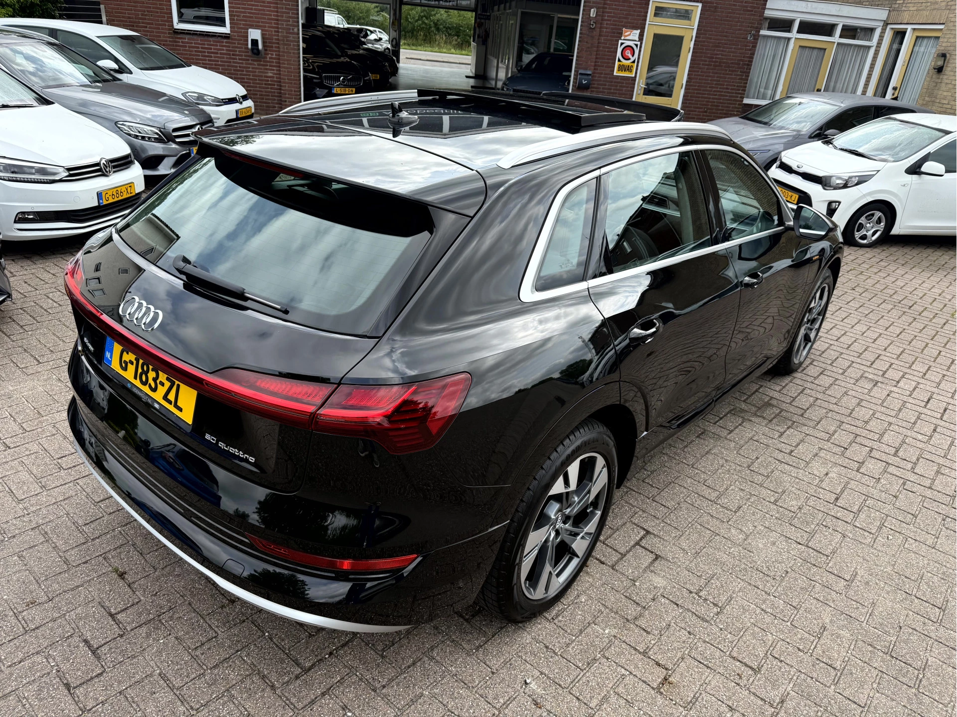 Hoofdafbeelding Audi e-tron