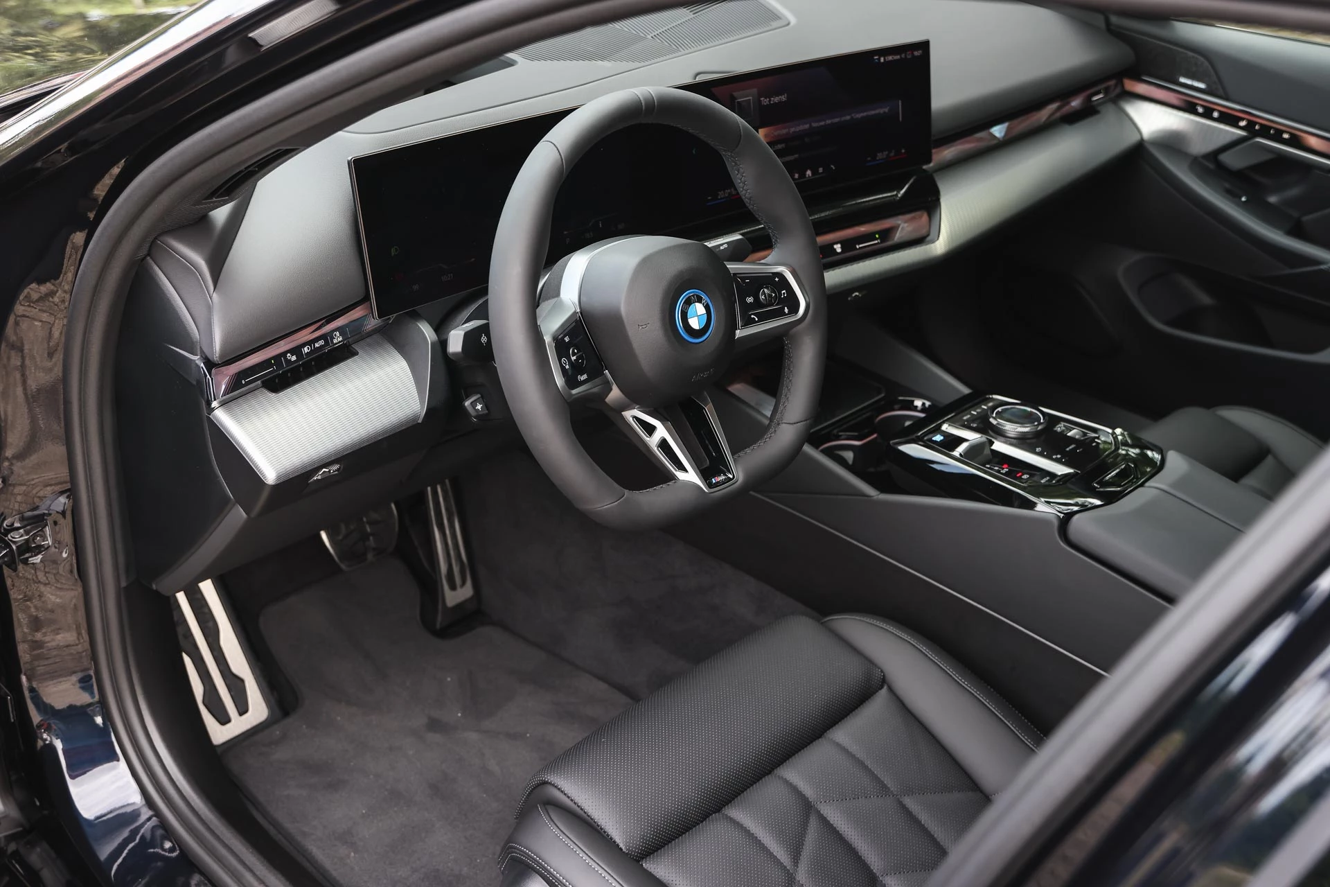 Hoofdafbeelding BMW i5