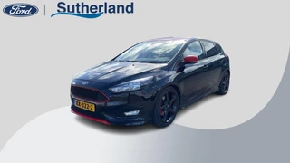 Ford Focus 1.5 Black Edition 150pk | Navigatie | Cruisecontrole |