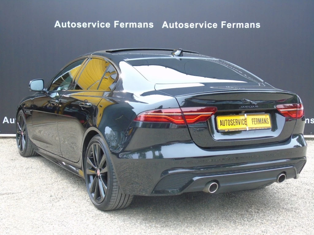 Hoofdafbeelding Jaguar XE