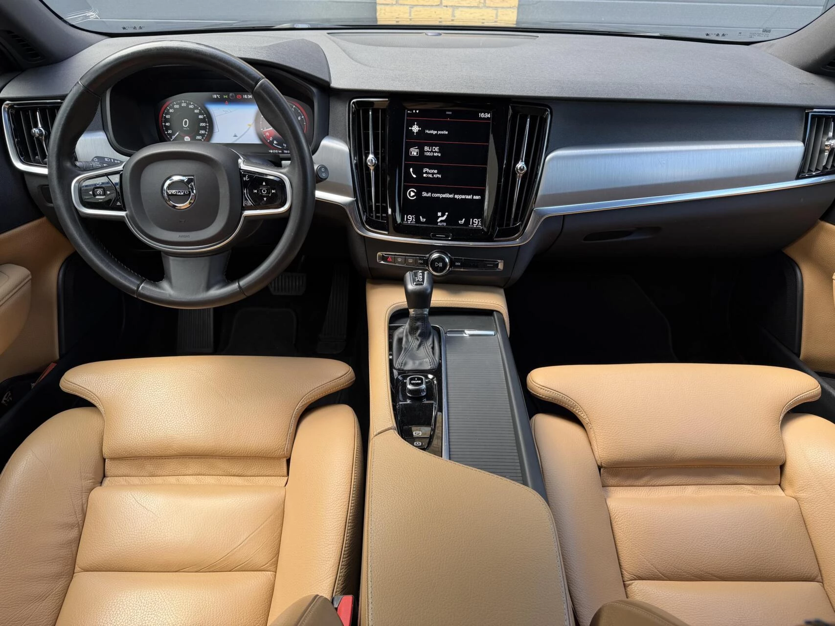 Hoofdafbeelding Volvo V90