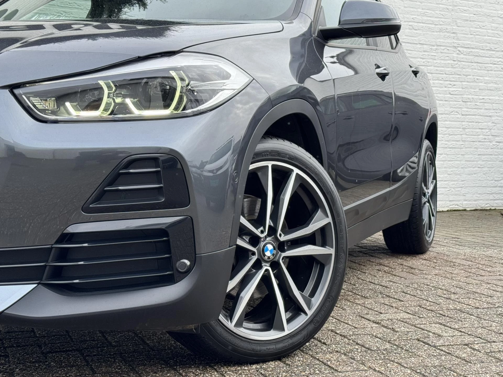 Hoofdafbeelding BMW X2