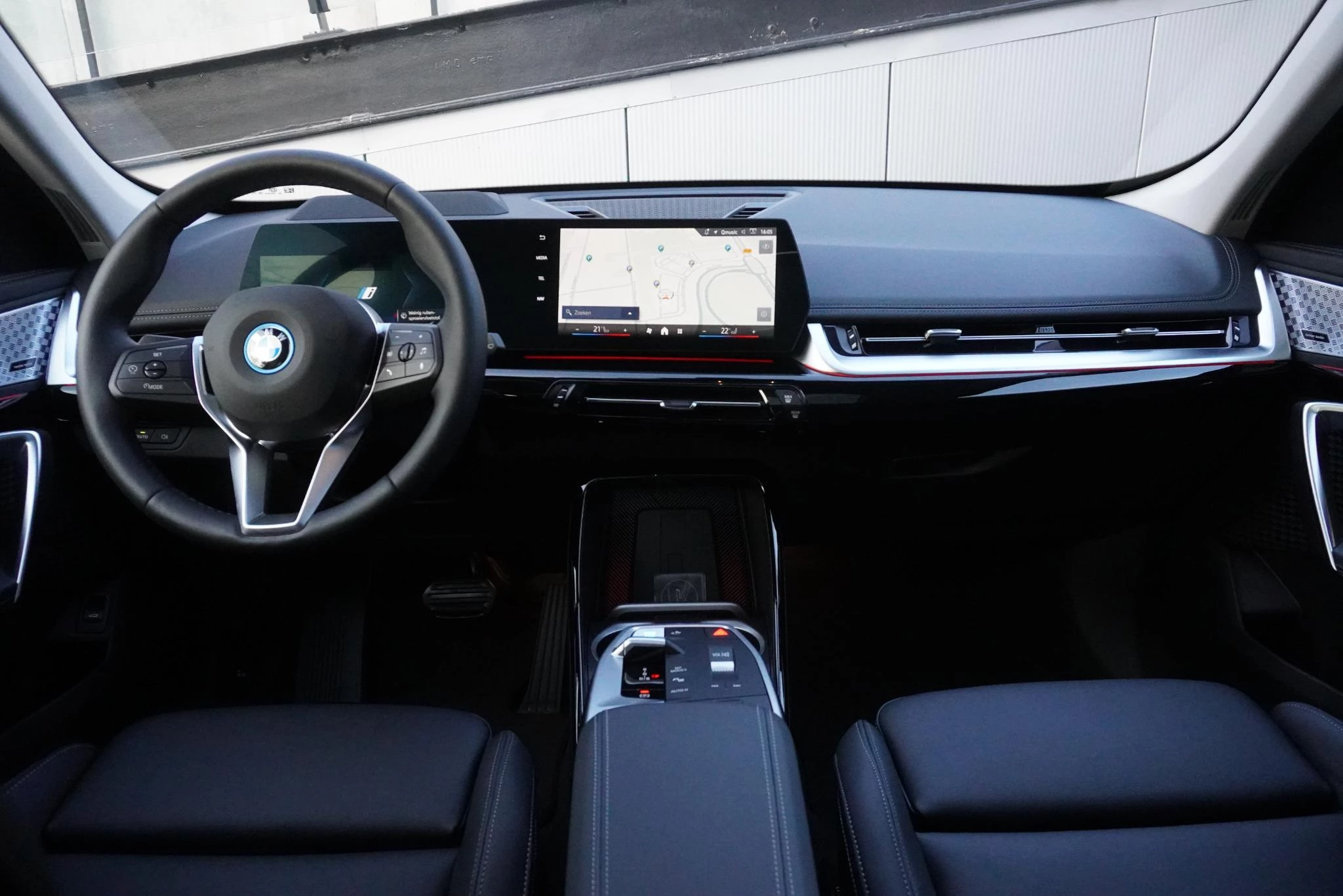 Hoofdafbeelding BMW iX1