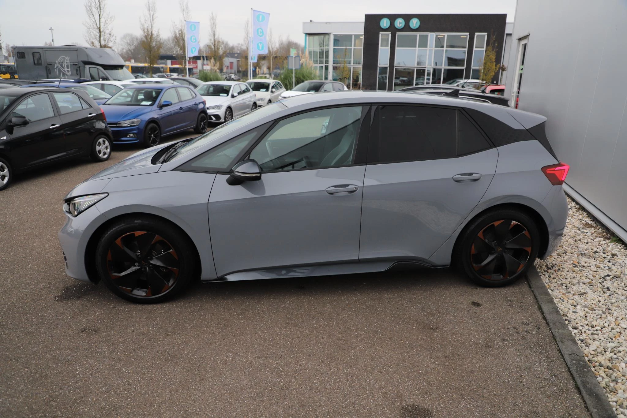 Hoofdafbeelding CUPRA Born