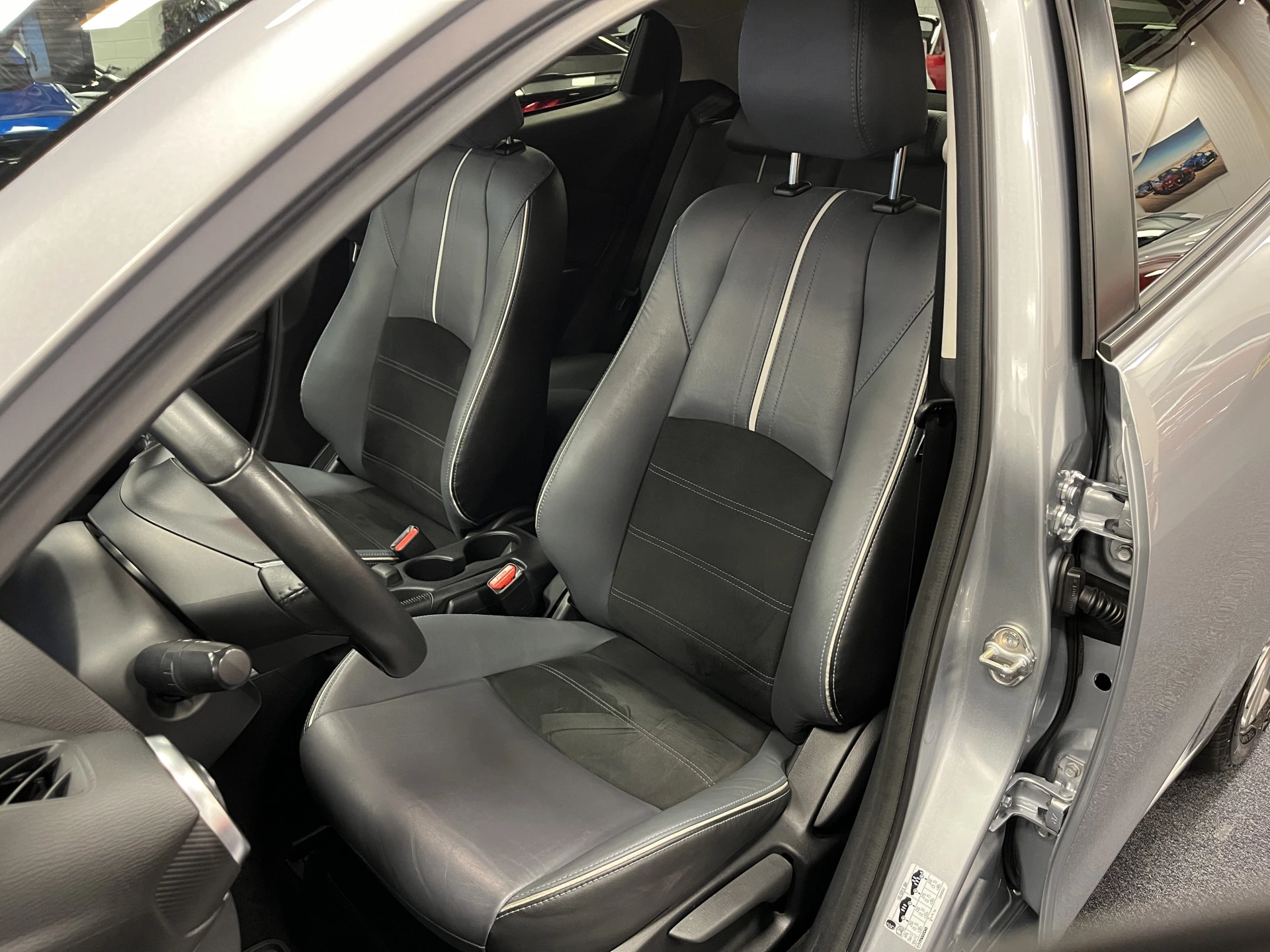 Hoofdafbeelding Mazda 2