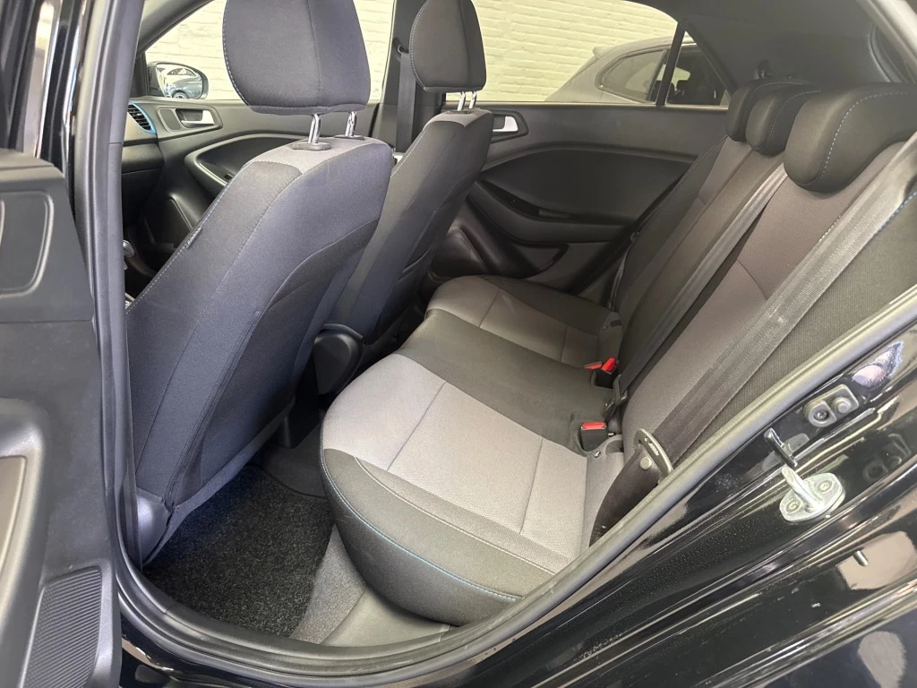 Hoofdafbeelding Hyundai i20