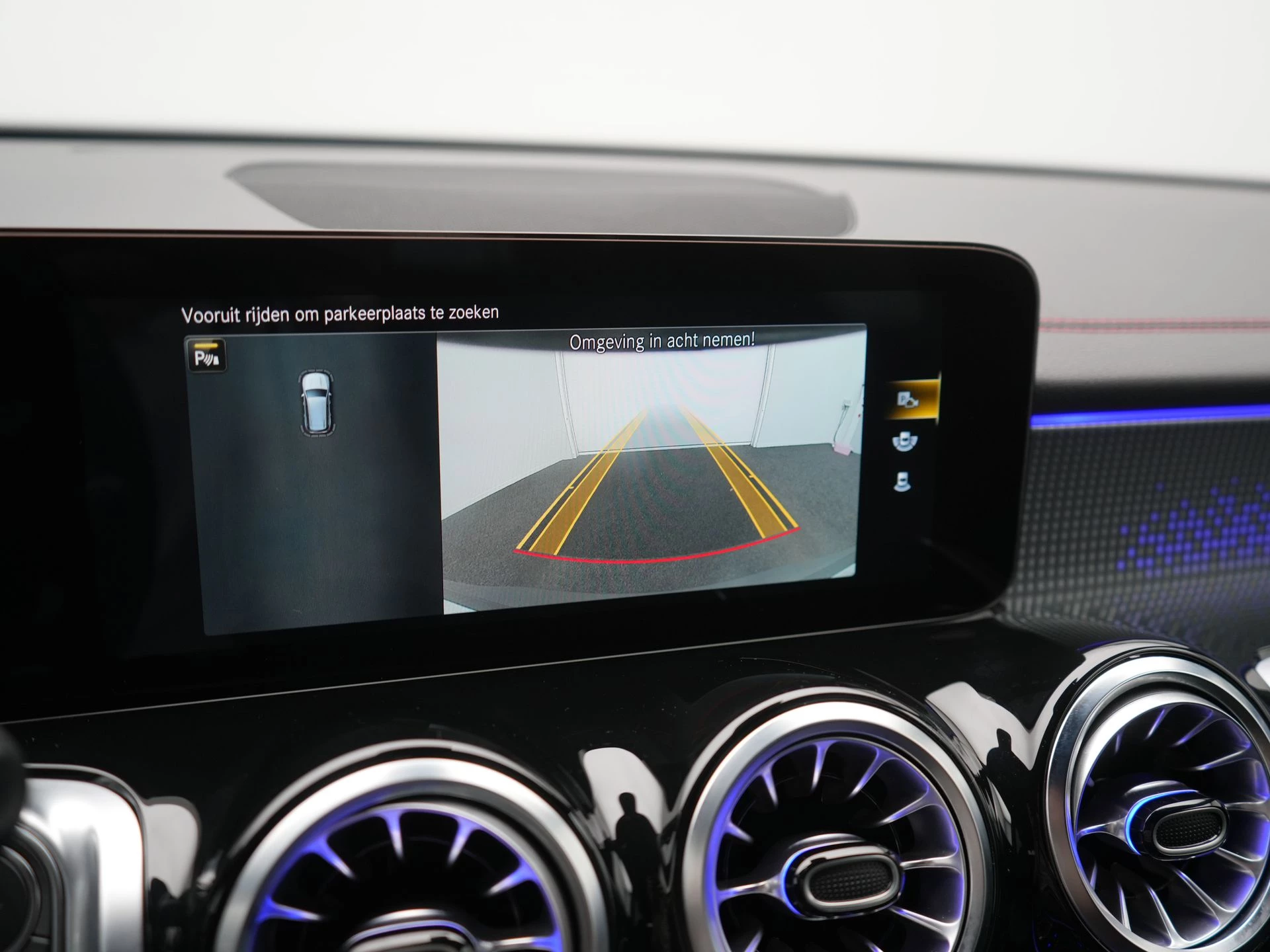 Hoofdafbeelding Mercedes-Benz EQB