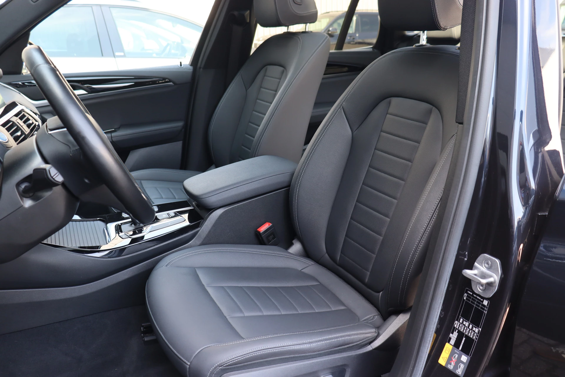 Hoofdafbeelding BMW iX3
