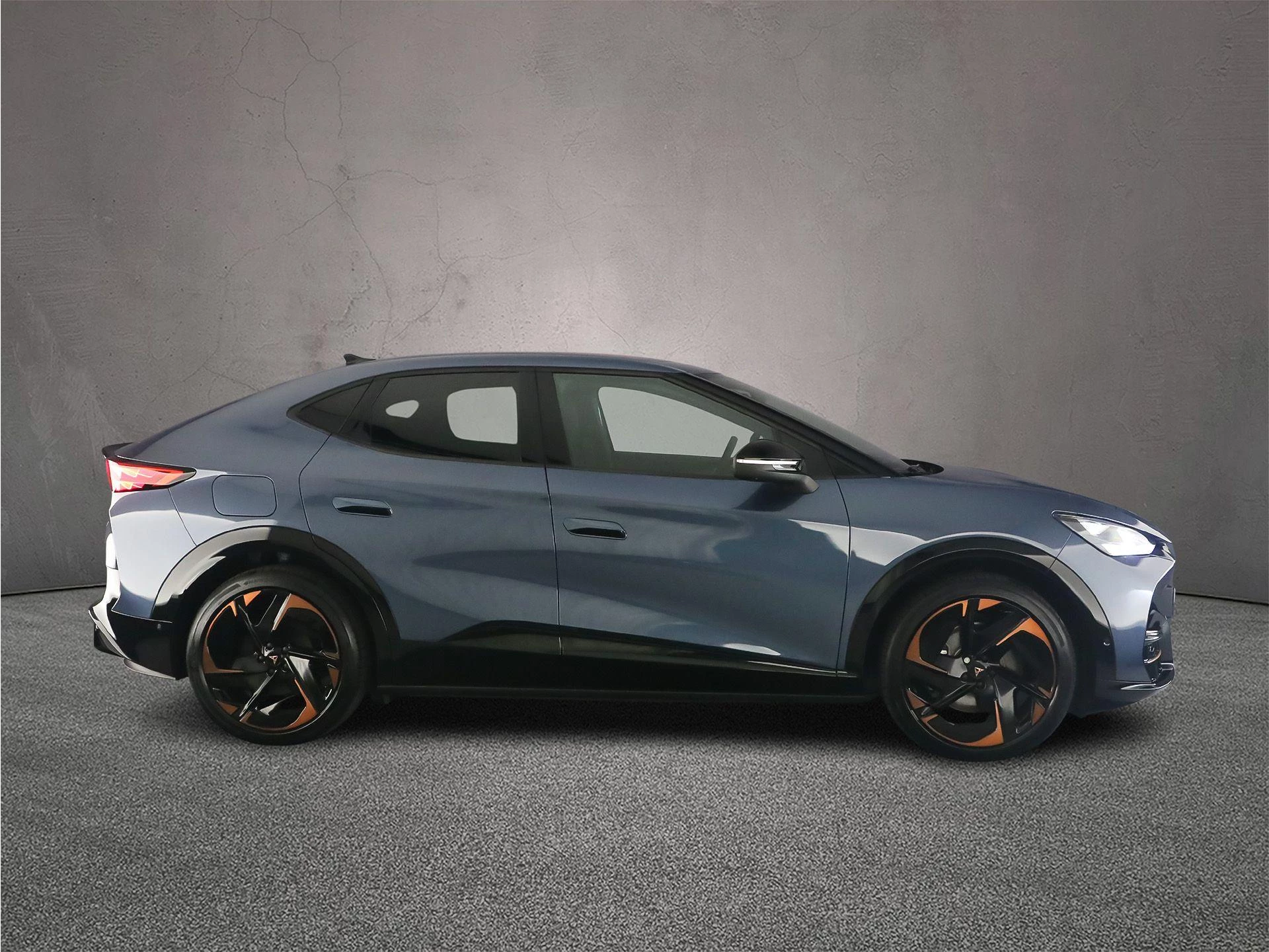 Hoofdafbeelding CUPRA Tavascan