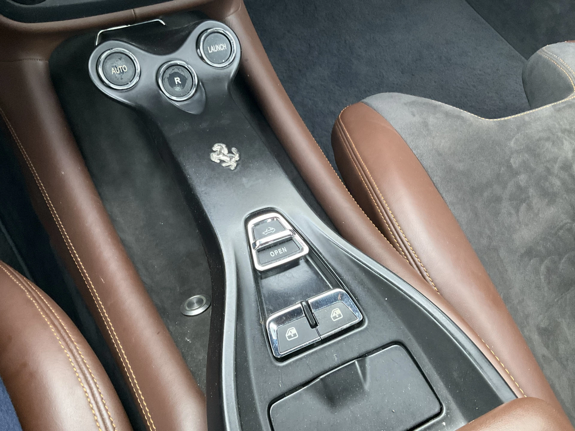 Hoofdafbeelding Ferrari California