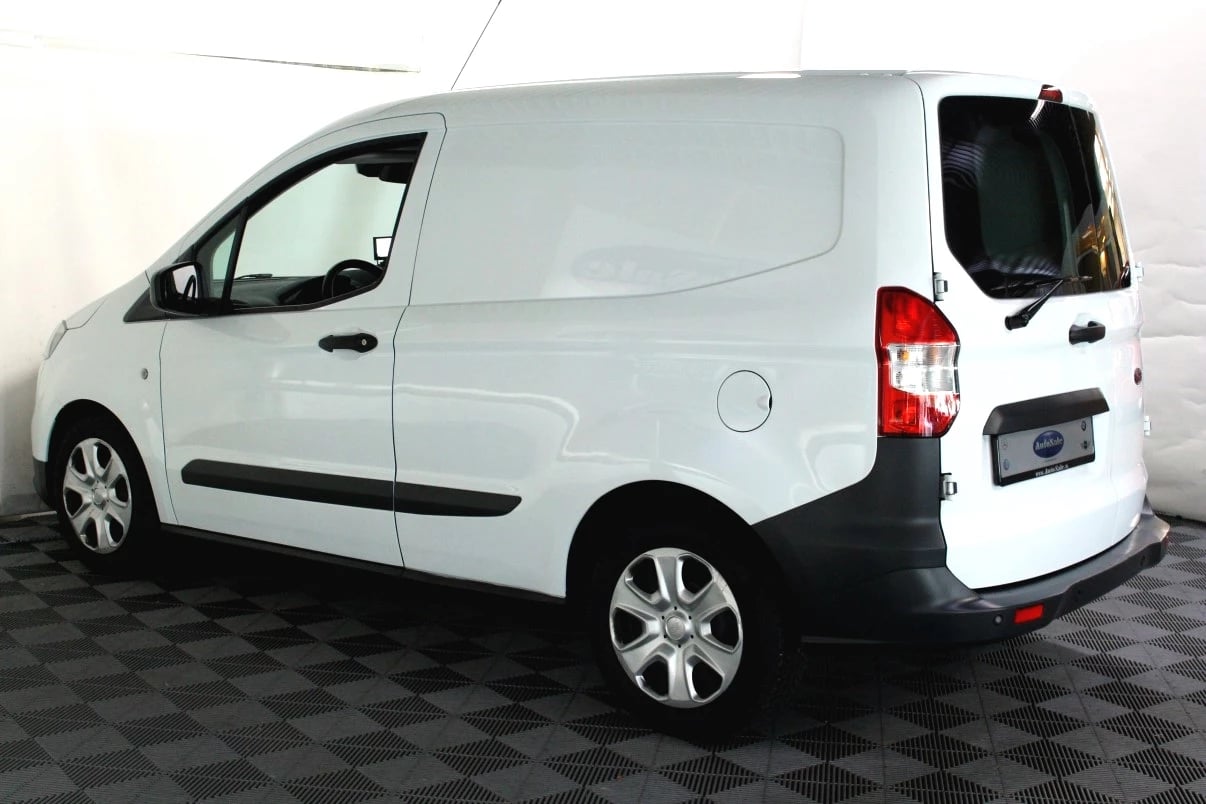 Hoofdafbeelding Ford Transit Courier