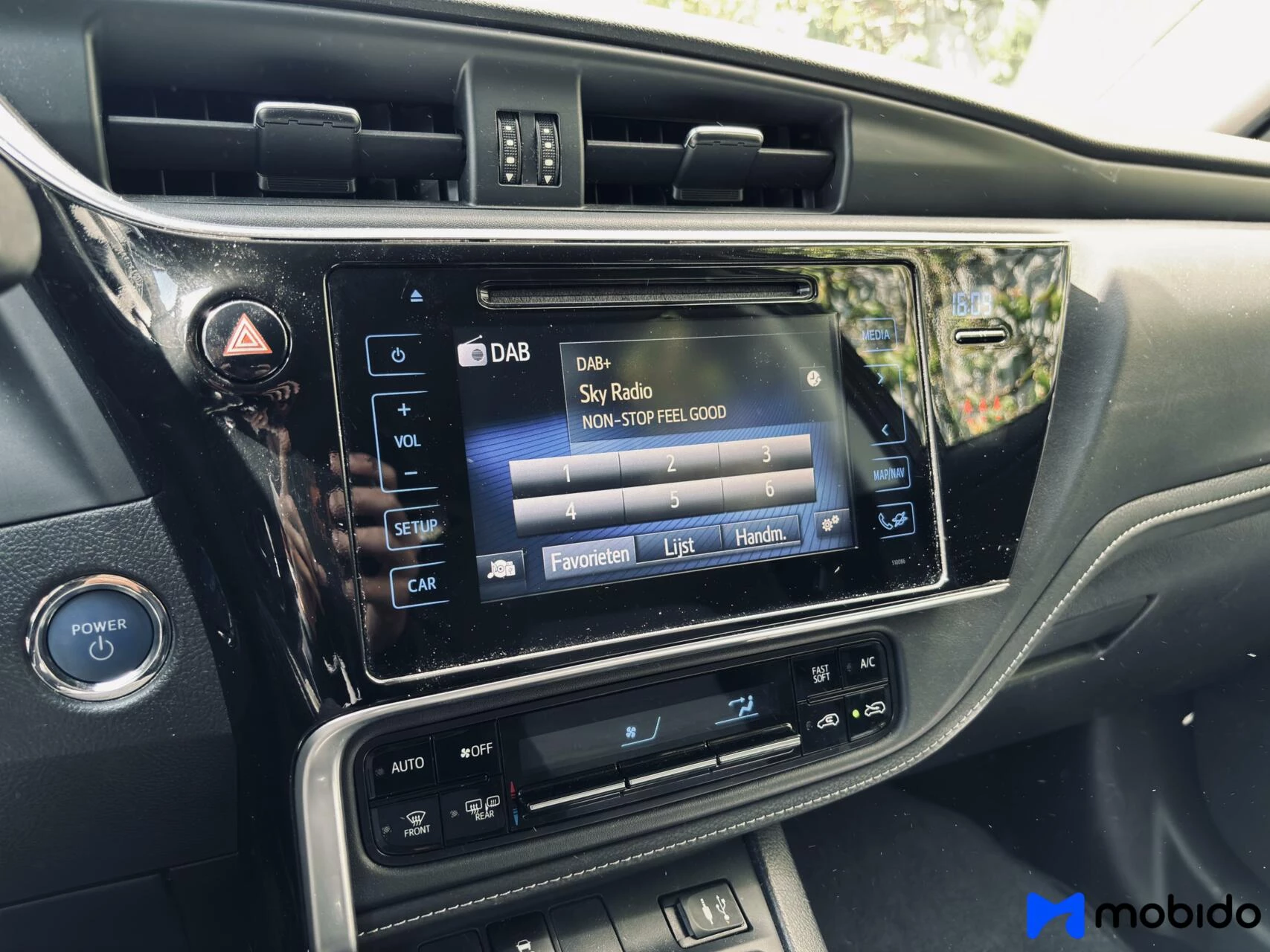Hoofdafbeelding Toyota Auris