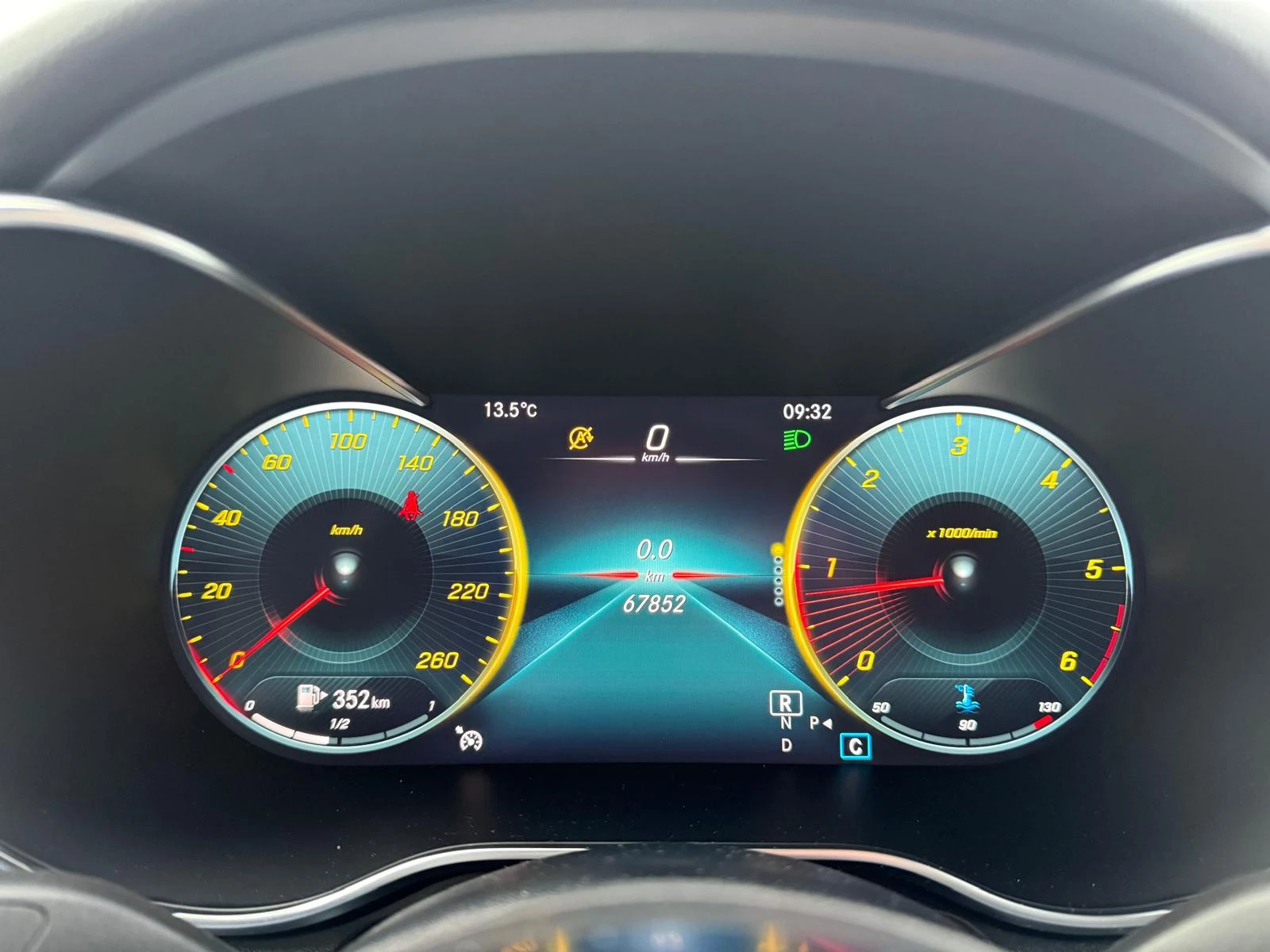 Hoofdafbeelding Mercedes-Benz GLC