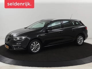 Hoofdafbeelding Renault Mégane Renault Mégane 1.5 dCi Limited | Camera | Navigatie |  Half leder | Climate control | Dodehoek detectie | Keyless | Cruise control | Parkeerhulp
