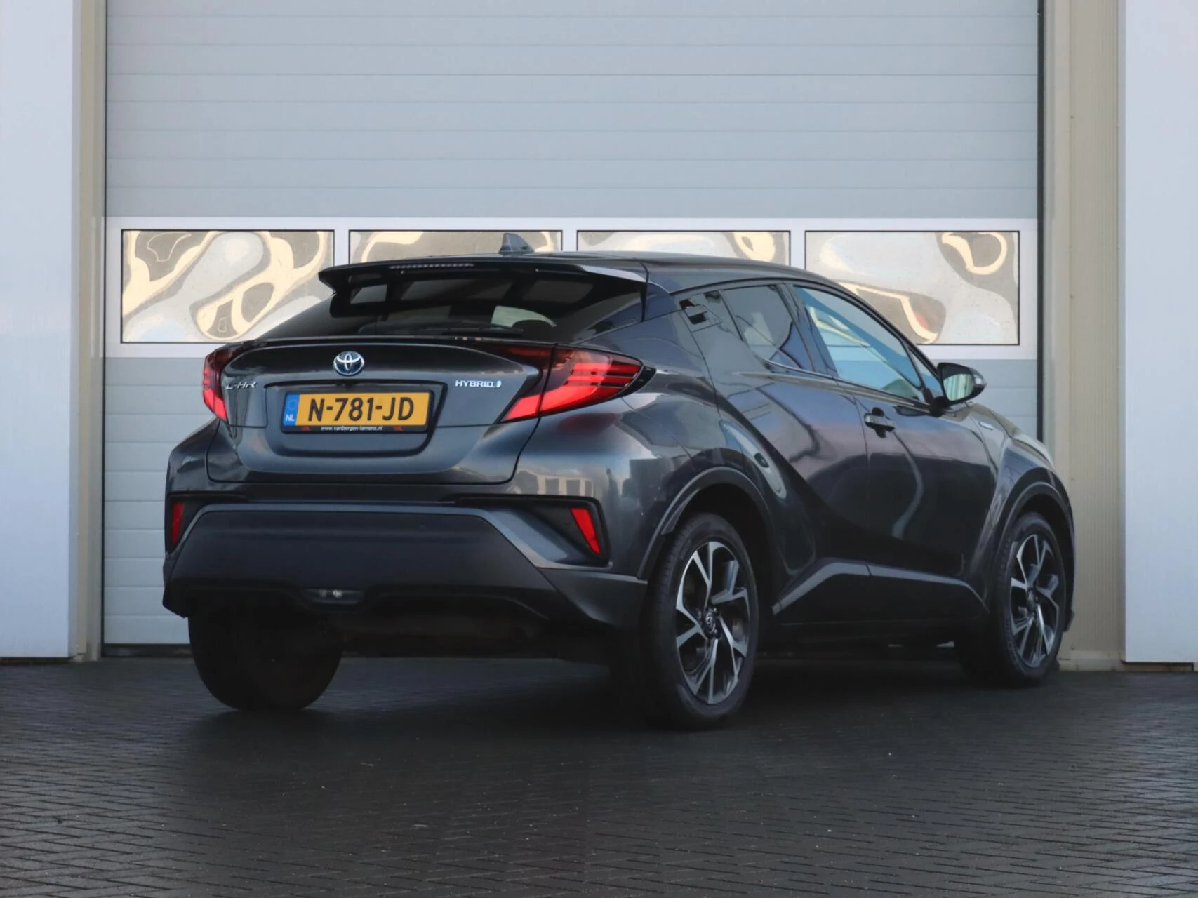 Hoofdafbeelding Toyota C-HR
