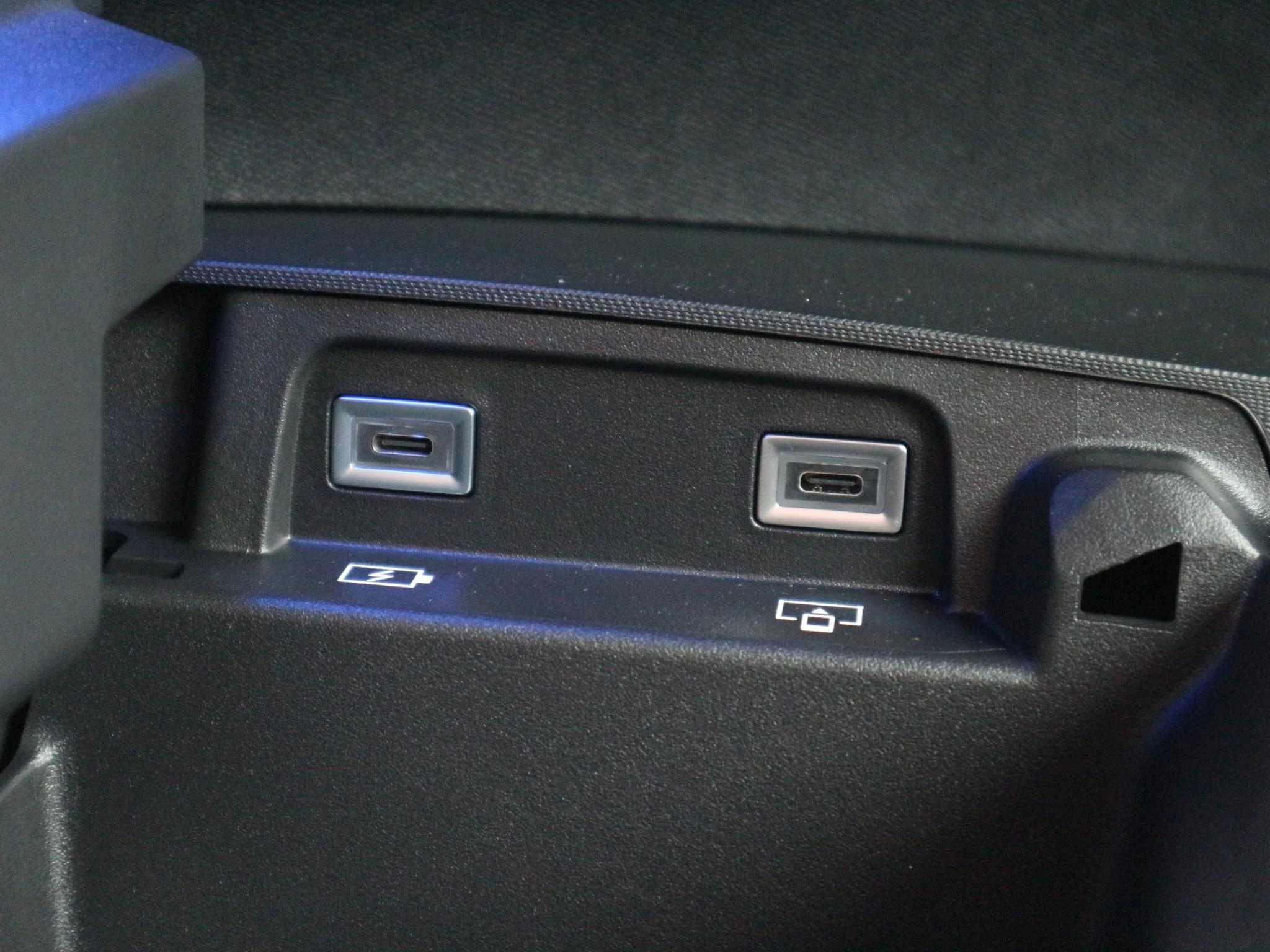 Hoofdafbeelding Peugeot e-3008