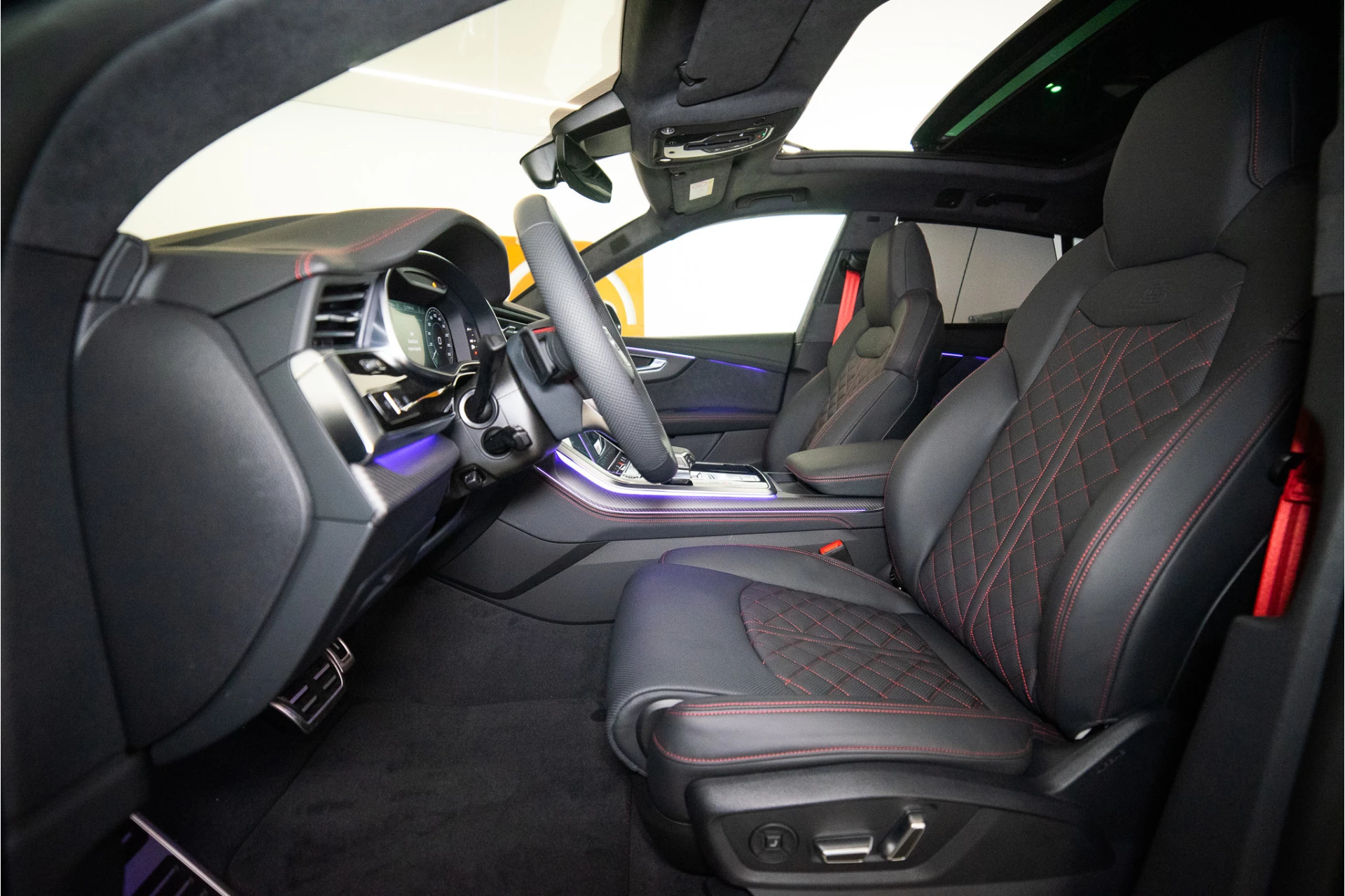 Hoofdafbeelding Audi Q8