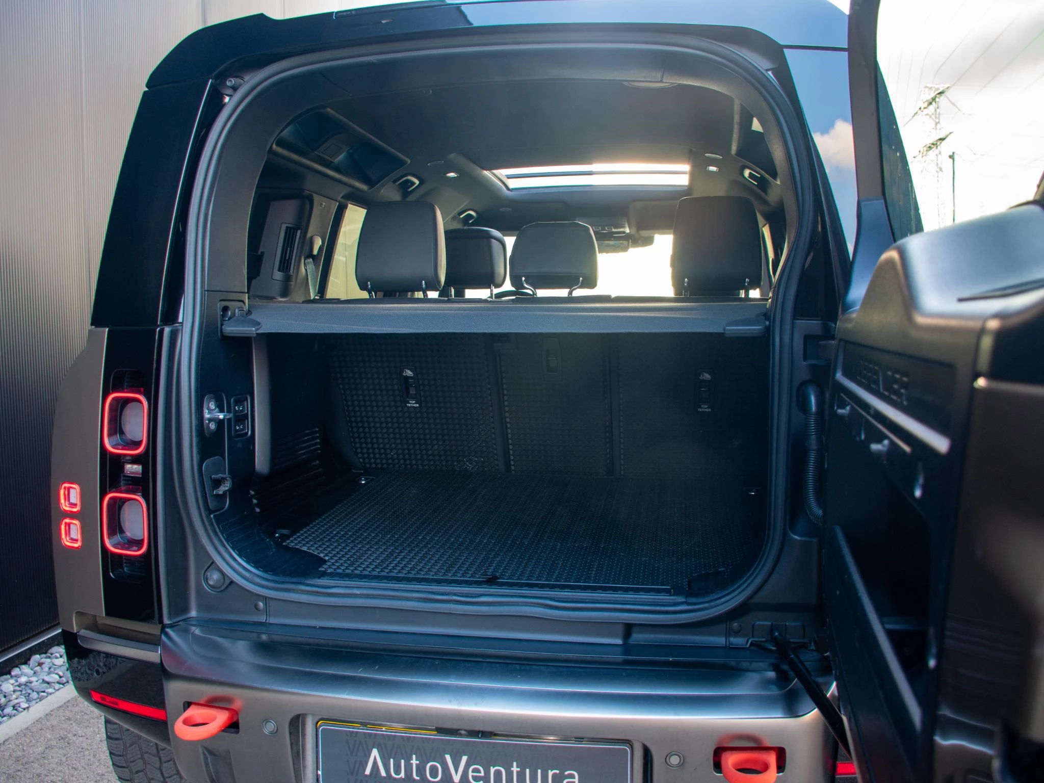 Hoofdafbeelding Land Rover Defender