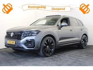 Volkswagen Touareg 3.0 TDI R-Line |Pano|Trekhaak|Achterbank verw.|