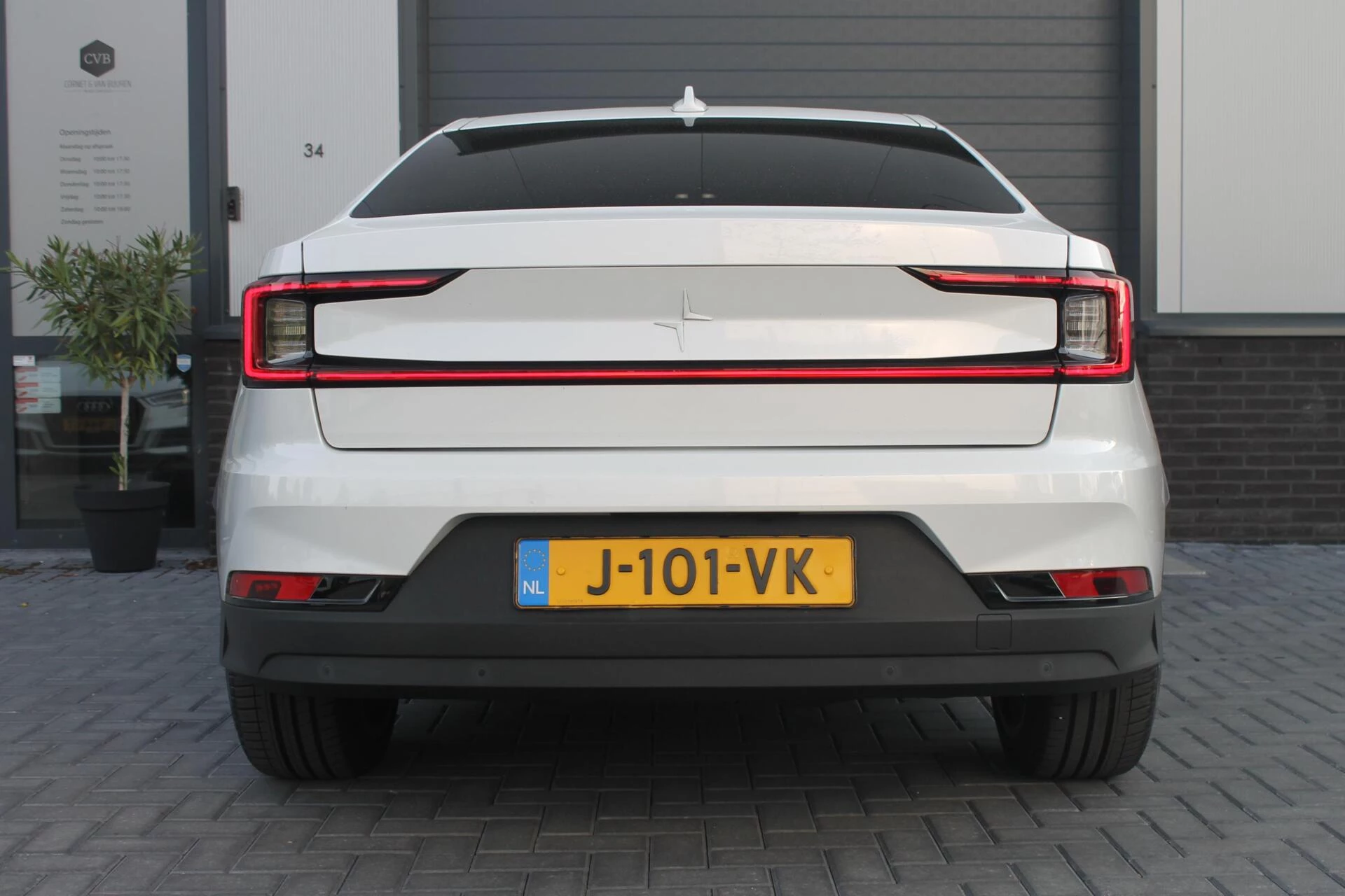 Hoofdafbeelding Polestar 2