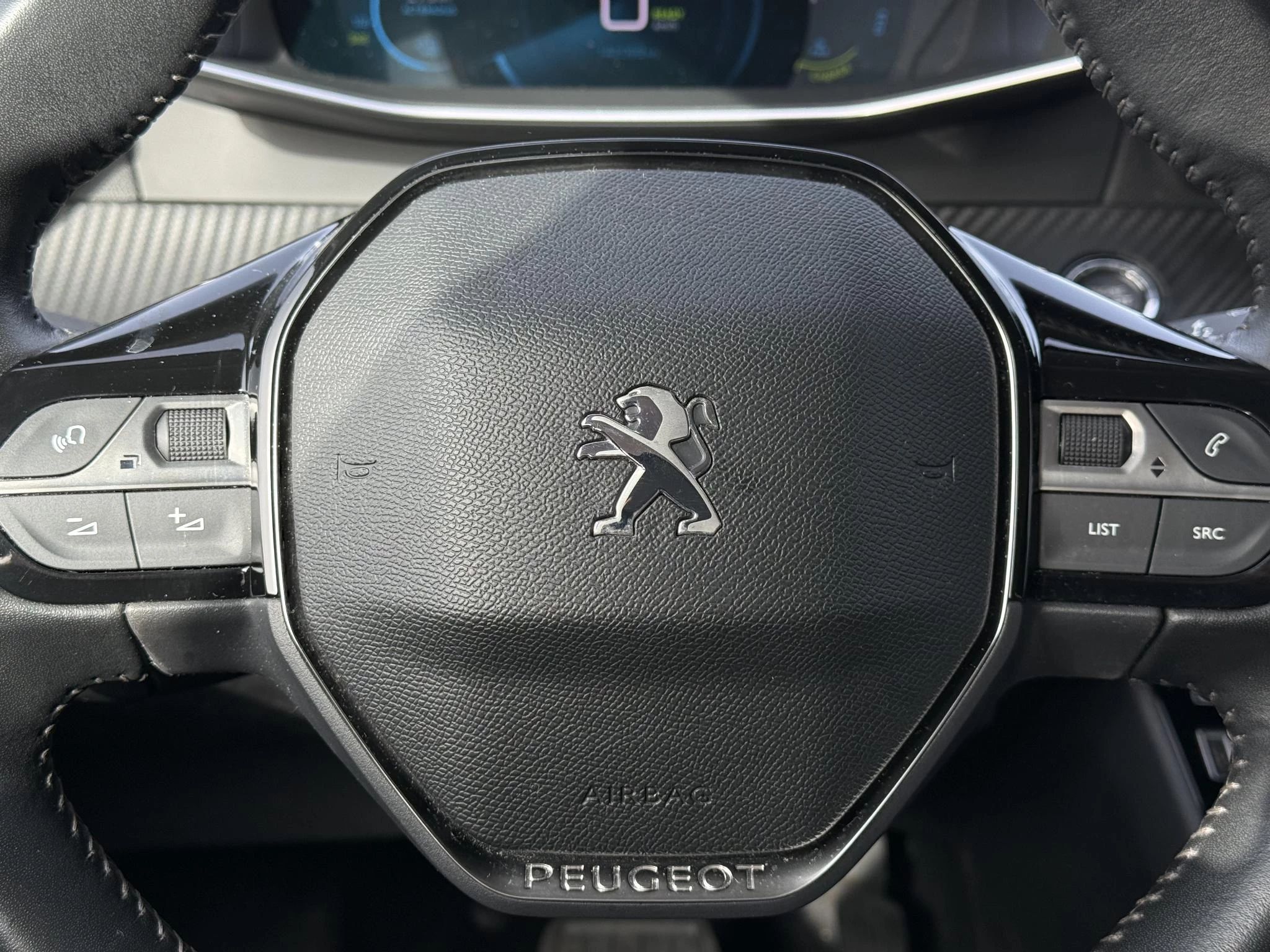 Hoofdafbeelding Peugeot e-208