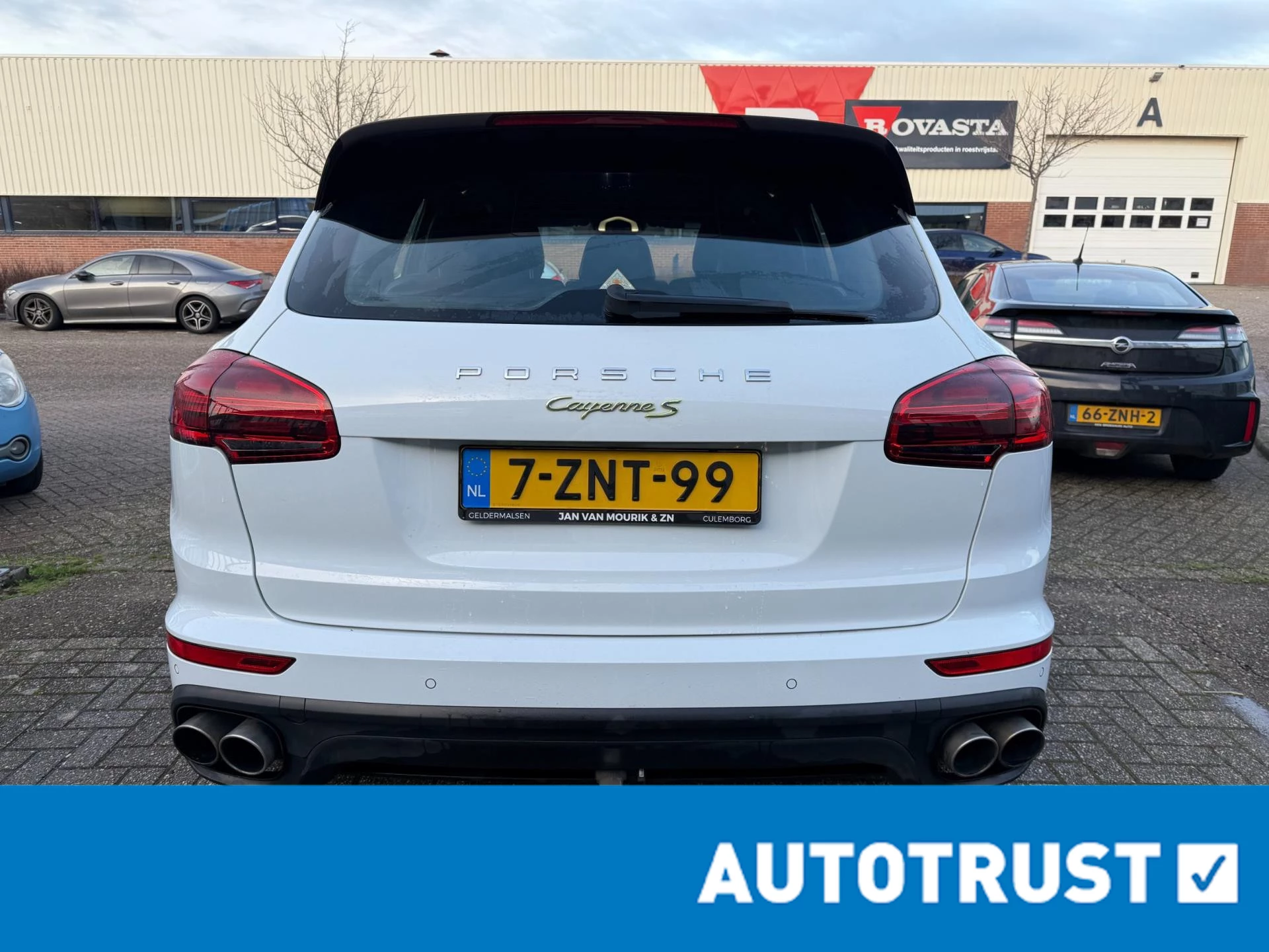 Hoofdafbeelding Porsche Cayenne