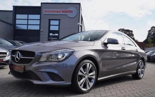 Mercedes-Benz CLA-klasse 180 Ambition | Automaat | Stoelverwarming | 100% onderhouden | Luxe leder | Kuipstoelen | Xenon |