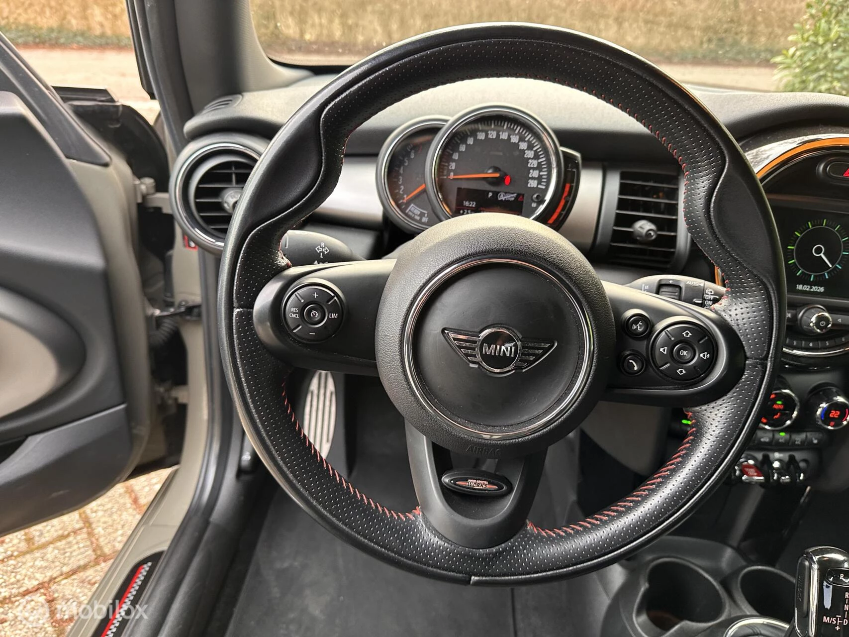 Hoofdafbeelding MINI Cooper