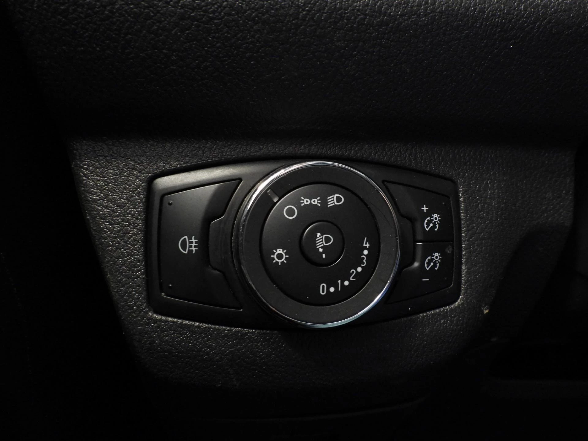 Hoofdafbeelding Ford Transit Courier