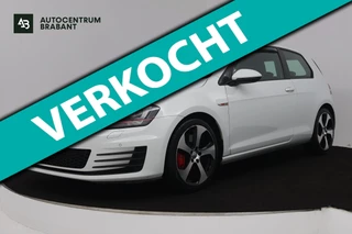 Volkswagen Golf 2.0 TSI GTI Performance (STOELVERWARMING, NAVIGATIE, CRUISE CONTROL, PARKEERSENSOREN)