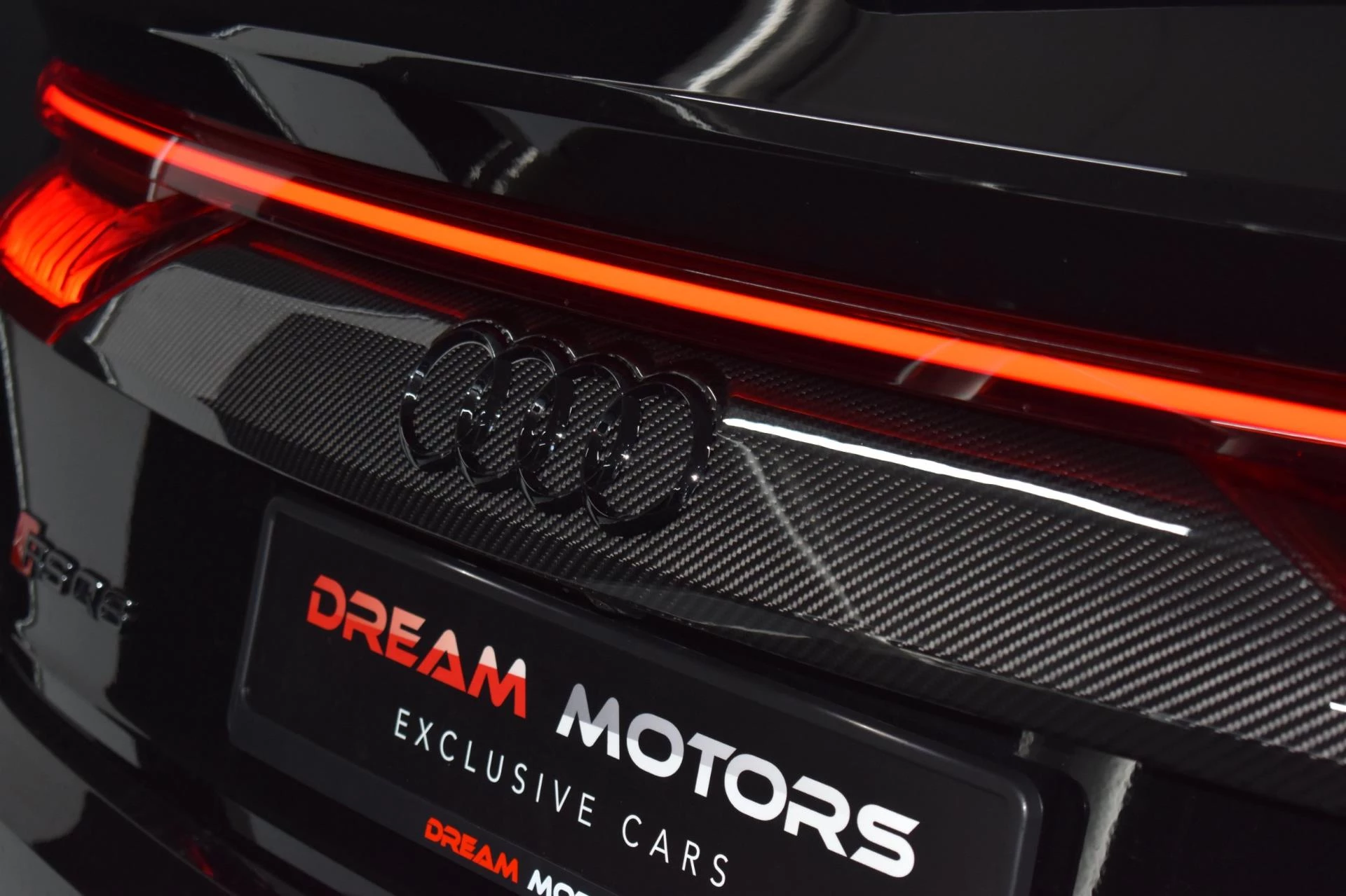 Hoofdafbeelding Audi RSQ8