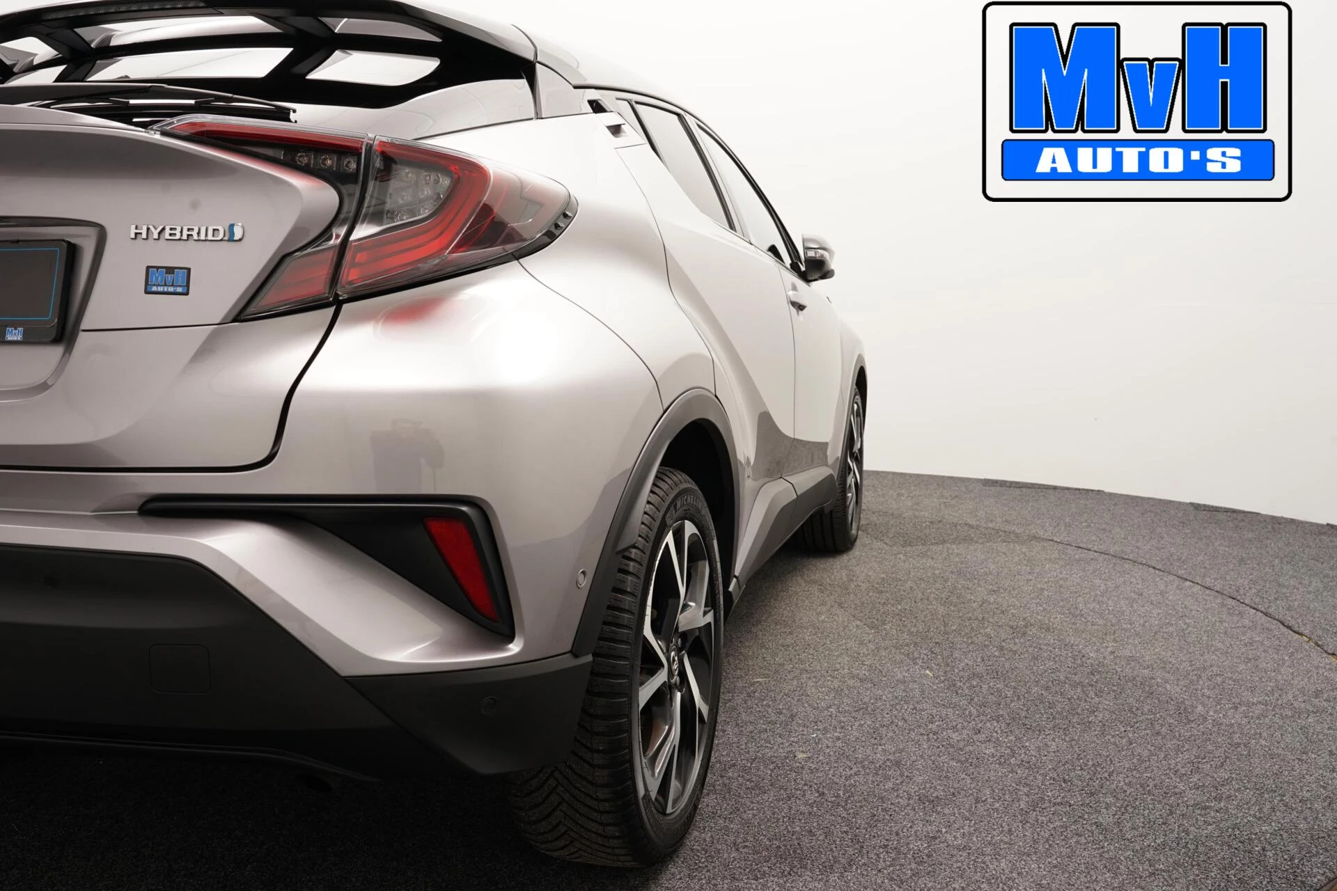 Hoofdafbeelding Toyota C-HR