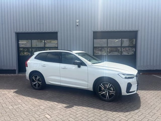 Hoofdafbeelding Volvo XC60 Volvo XC60 2.0 T6 AWD R-design Trekhaak I Facelift I All-in prijs!