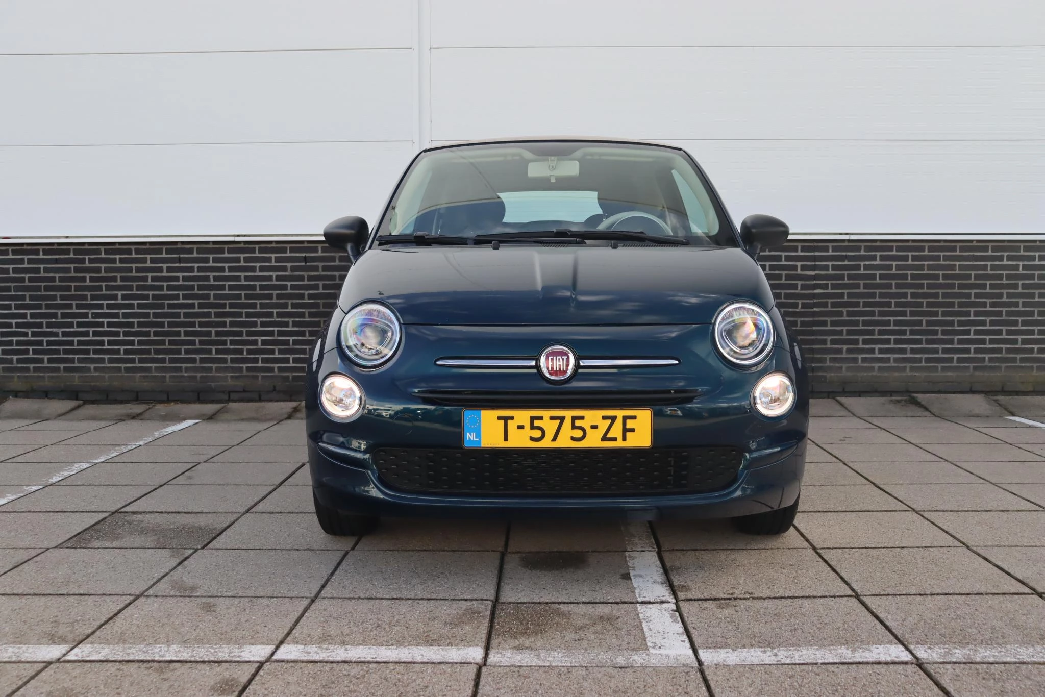 Hoofdafbeelding Fiat 500C