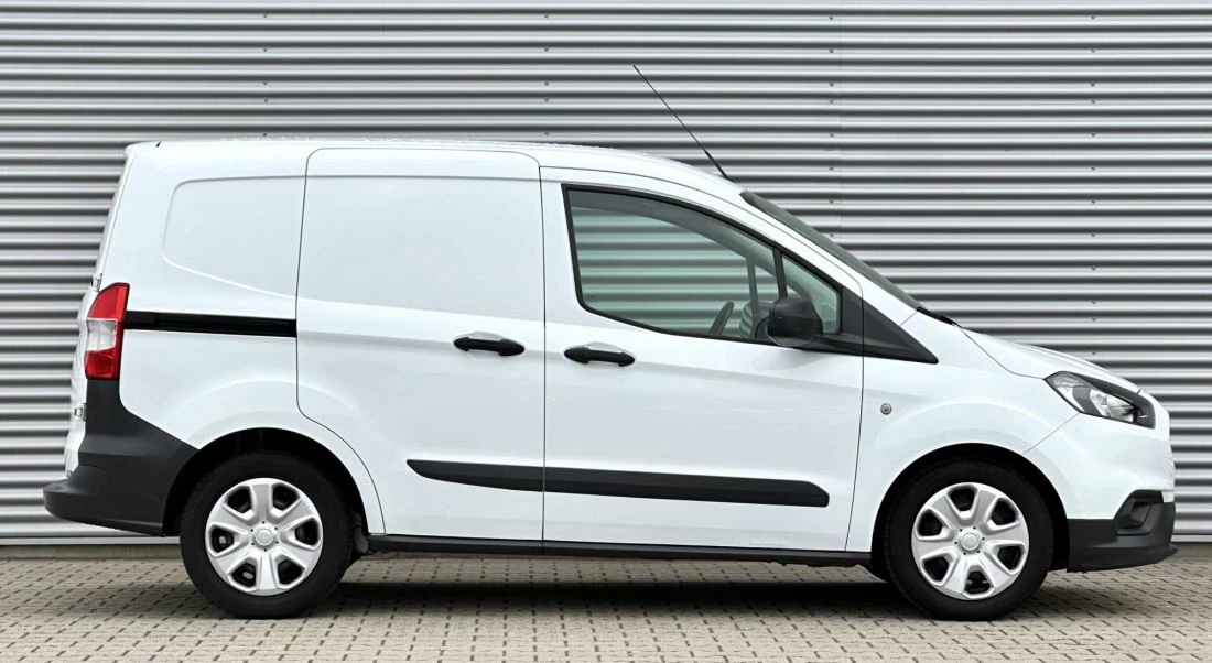 Hoofdafbeelding Ford Transit Courier